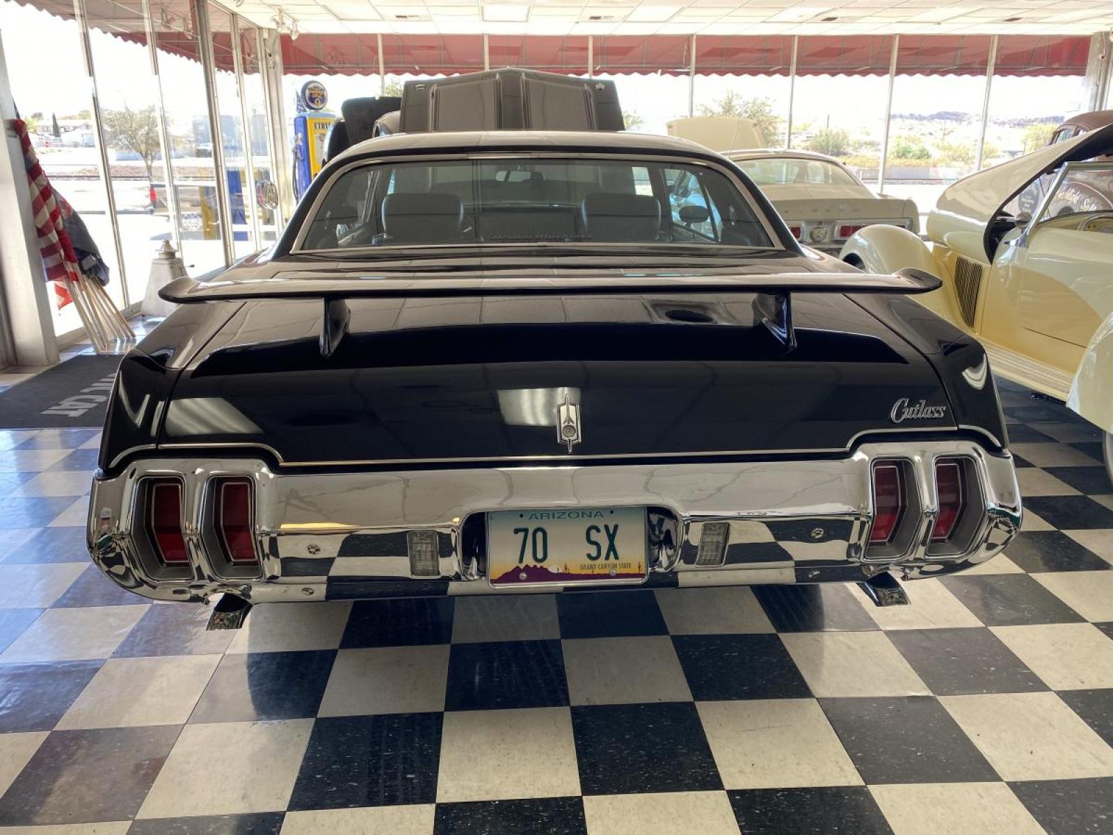 1970 Black Oldsmobile Cutlass Supreme , located at 119 E Andy Devine Ave., Kingman, AZ, 86401, (928) 753-1946, 0.000000, 0.000000 - Fresh build just rolled out 1970 cutlass sx supreme 455 Billet steering wheel New tires New chrome New fuel and oil system New fuel tank New 8qt oil pan New brake lines Smooth fire wall Vintage air Insulate floor New chrome polished Aluminum heads Sniper - Photo #2
