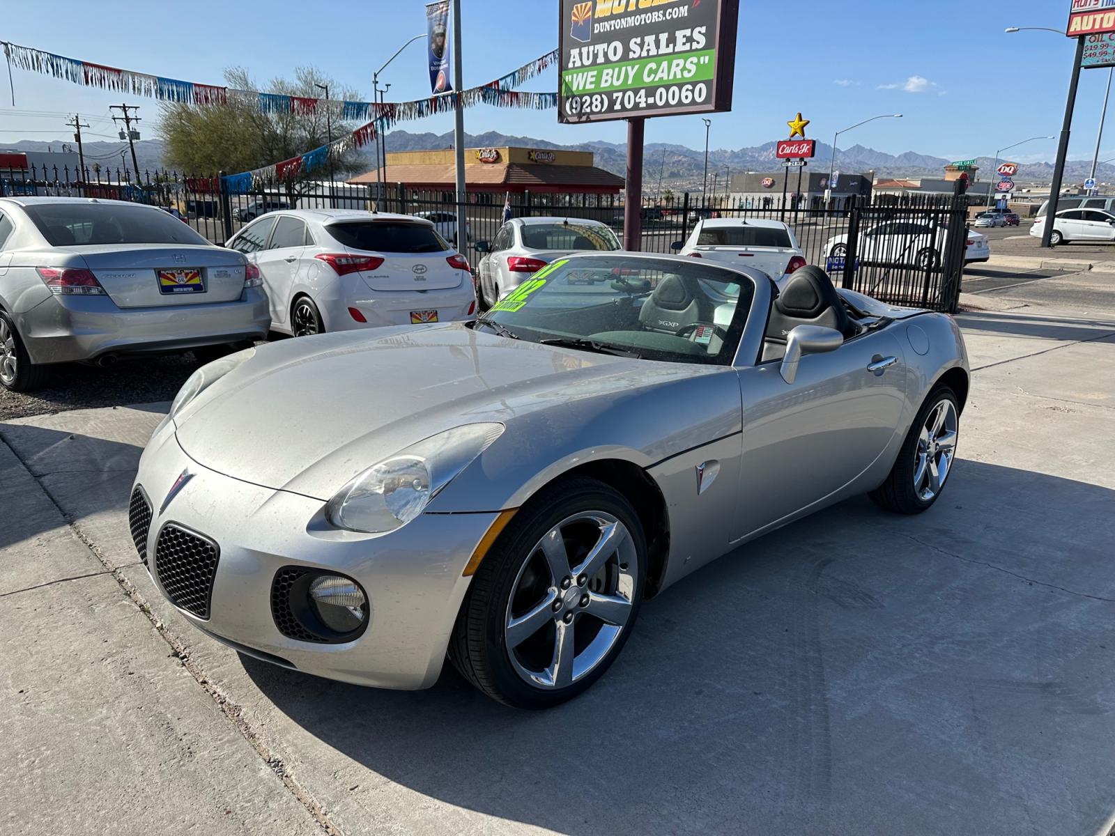 2007 Silver Pontiac Solstice GXP (1G2MG35X57Y) with an 2.0L L4 DOHC 16V TURBO engine, located at 2190 Hwy 95, Bullhead City, AZ, 86442, (928) 704-0060, 0.000000, 0.000000 - 2007 Pontiac Solstice GXP. only 44k miles. automatic. convertible. lots of fun to drive great gas mileage. - Photo #0