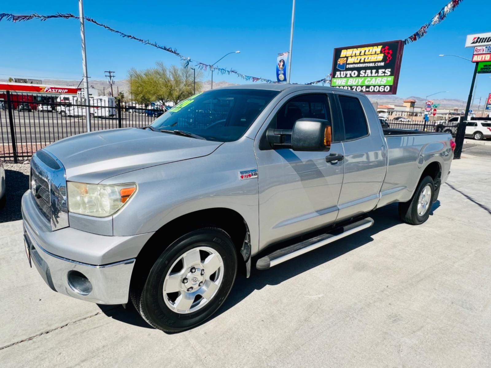 2008 Silver Toyota Tundra Base Double Cab 5.7L Long Bed 2WD (5TFSV54178X) with an 5.7L V8 DOHC 32V engine, 6-Speed Automatic transmission, located at 2190 Hwy 95, Bullhead City, AZ, 86442, (928) 704-0060, 0.000000, 0.000000 - 2008 Toyota Tundra Double cab long bed. 5. V8 . clean carfax. Arizona title. power windows locks. cold ac.bedliner. sliding rear window. runs and drives great. - Photo #13
