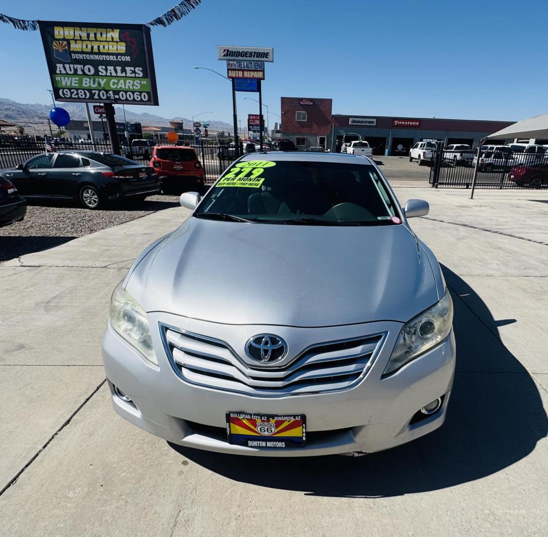 2011 Silver Toyota Camry SE 6-Spd automatic (4T1BF3EK5BU) with an 2.5L L4 DOHC 16V engine, 6-Speed automatic transmission, located at 2190 Hwy 95, Bullhead City, AZ, 86442, (928) 704-0060, 0.000000, 0.000000 - 2011 Toyota Camry XLE. 108k . Leather moonroof . loaded. Brand new tires. Financing available. One of the longest lasting best cars on the market today is the toyota Camry. - Photo#1