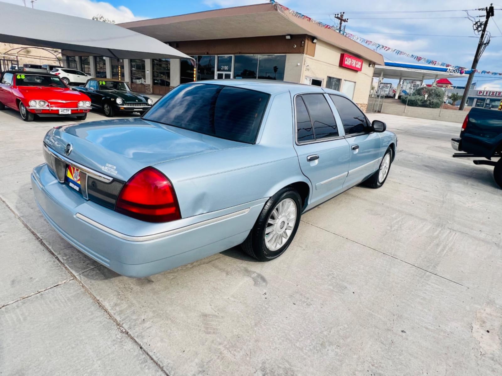 2008 blue /tan Mercury Grand Marquis LS (2MEFM75V98X) with an 4.6L V8 OHC FFV engine, 4-Speed Automatic Overdrive transmission, located at 2190 Hwy 95, Bullhead City, AZ, 86442, (928) 704-0060, 0.000000, 0.000000 - 2008 Mercury Grand Marquis LS. super clean. 4.6 V8. 126k miles. automatic, leather. Completely serviced. Ice cold A/c . free warranty. In house financing available. Buy here pay here. Free carfax. Free and clear Arizona title. This car runs and drives great. V8 - Photo #5