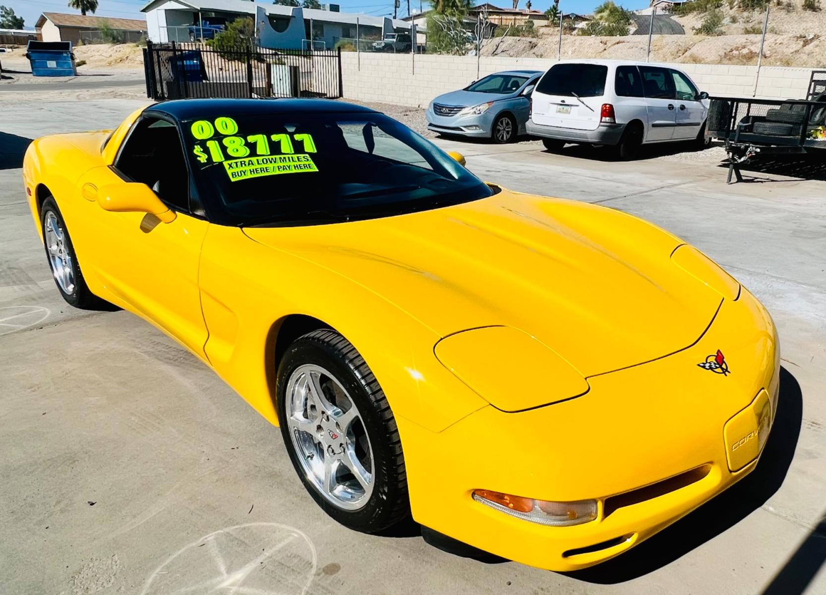 2000 Yellow Chevrolet Corvette Coupe (1G1YY22G7Y5) with an 5.7L V8 OHV 16V engine, located at 2190 Hwy 95, Bullhead City, AZ, 86442, (928) 704-0060, 0.000000, 0.000000 - 2000 Chevrolet Corvette Coupe. 84k miles. Always garaged. 2 owner clean carfax. Michelin tires. In excellent condition. - Photo #16