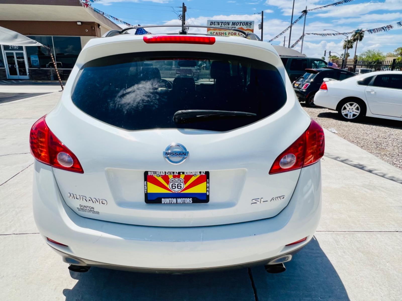 2009 White Nissan Murano , located at 2190 Hwy 95, Bullhead City, AZ, 86442, (928) 704-0060, 0.000000, 0.000000 - 2009 Nissan Murano. All Wheel Drive. Leather, dual panoramic moonroofs, backup camera. heated seats. In-house financing available. We finance. Buy Here Pay Here. 127242 miles. 3.5 V6. - Photo #4