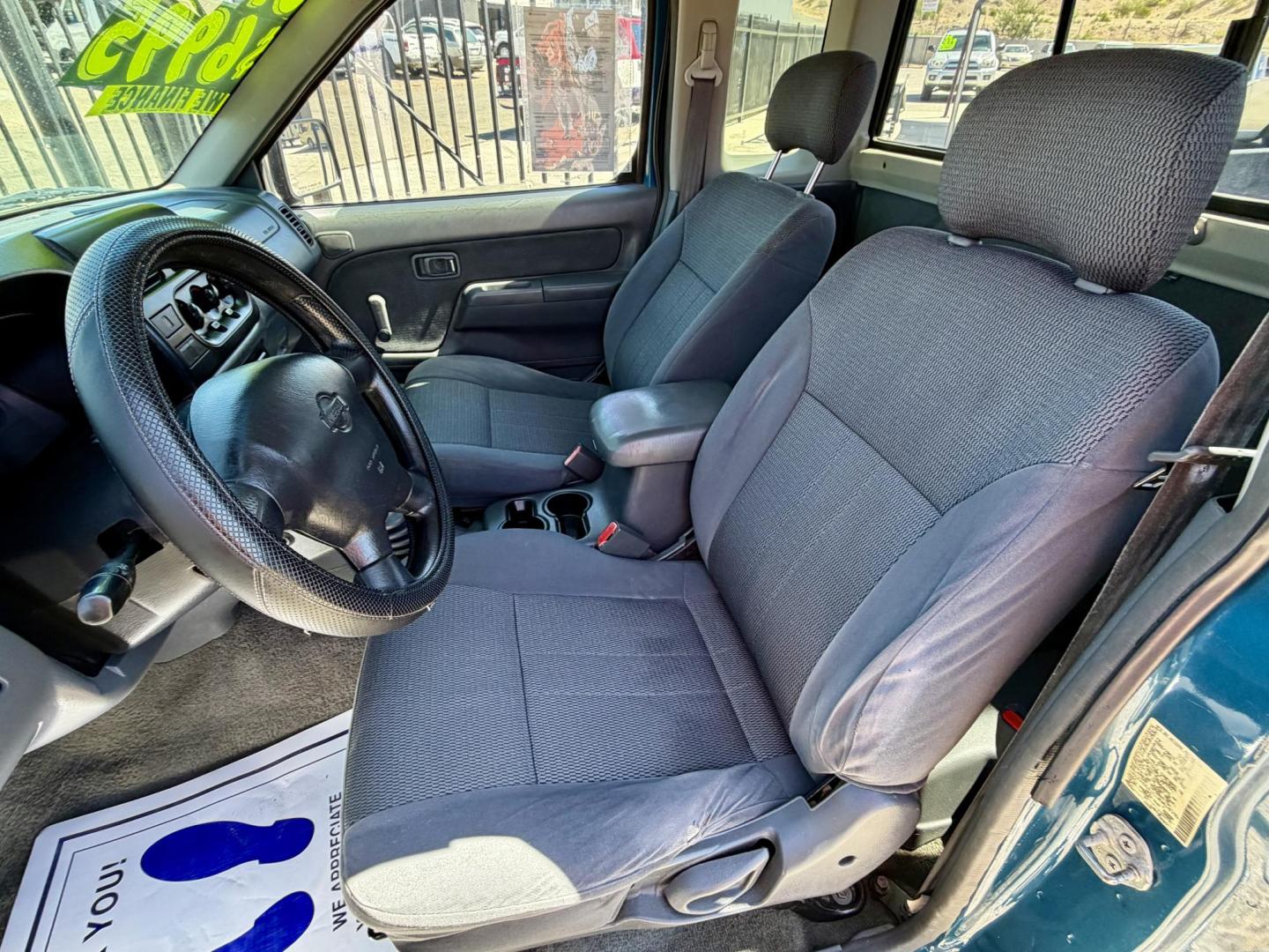 2001 Blue Nissan Frontier (1N6DD26S41C) , located at 2190 Hwy 95, Bullhead City, AZ, 86442, (928) 704-0060, 0.000000, 0.000000 - 2001 Nissan frontier xe king cab. 4 cylinder. 142k miles. Manual . Ice cold ac. Lots of extras done to truck new transmission done here locally. . New tires new radiator. Fully serviced. New clutch, new brakes, pads. Runs and drives great. Financing available. In house financing .buy here pay here - Photo#2