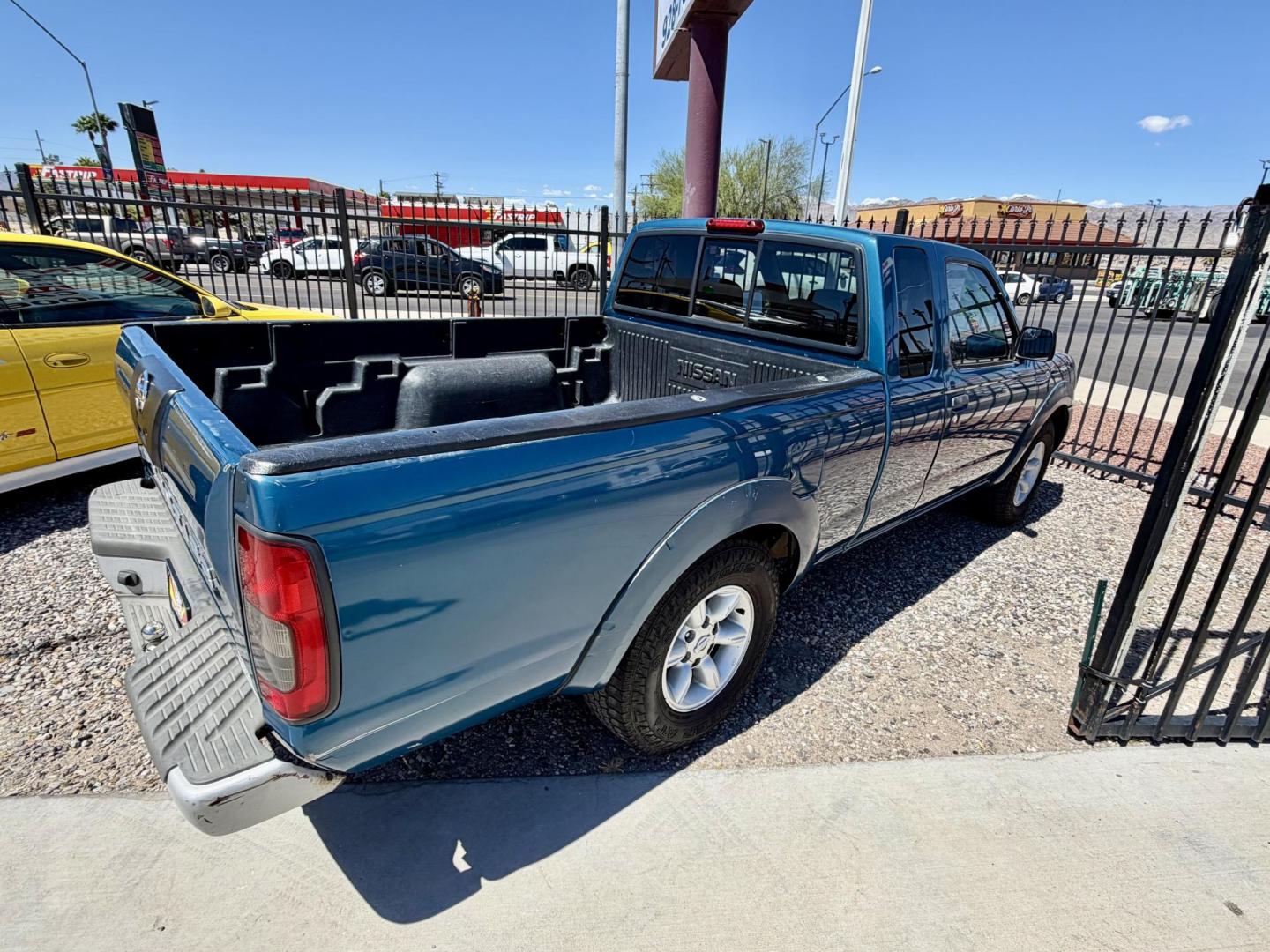 2001 Blue Nissan Frontier (1N6DD26S41C) , located at 2190 Hwy 95, Bullhead City, AZ, 86442, (928) 704-0060, 0.000000, 0.000000 - 2001 Nissan frontier xe king cab. 4 cylinder. 142k miles. Manual . Ice cold ac. Lots of extras done to truck new transmission done here locally. . New tires new radiator. Fully serviced. New clutch, new brakes, pads. Runs and drives great. Financing available. In house financing .buy here pay here - Photo#4