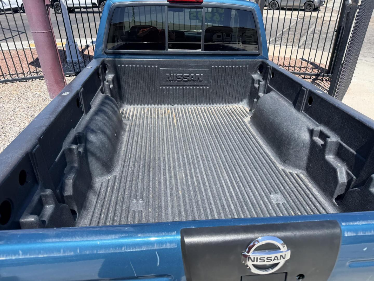 2001 Blue Nissan Frontier (1N6DD26S41C) , located at 2190 Hwy 95, Bullhead City, AZ, 86442, (928) 704-0060, 0.000000, 0.000000 - 2001 Nissan frontier xe king cab. 4 cylinder. 142k miles. Manual . Ice cold ac. Lots of extras done to truck new transmission done here locally. . New tires new radiator. Fully serviced. New clutch, new brakes, pads. Runs and drives great. Financing available. In house financing .buy here pay here - Photo#7