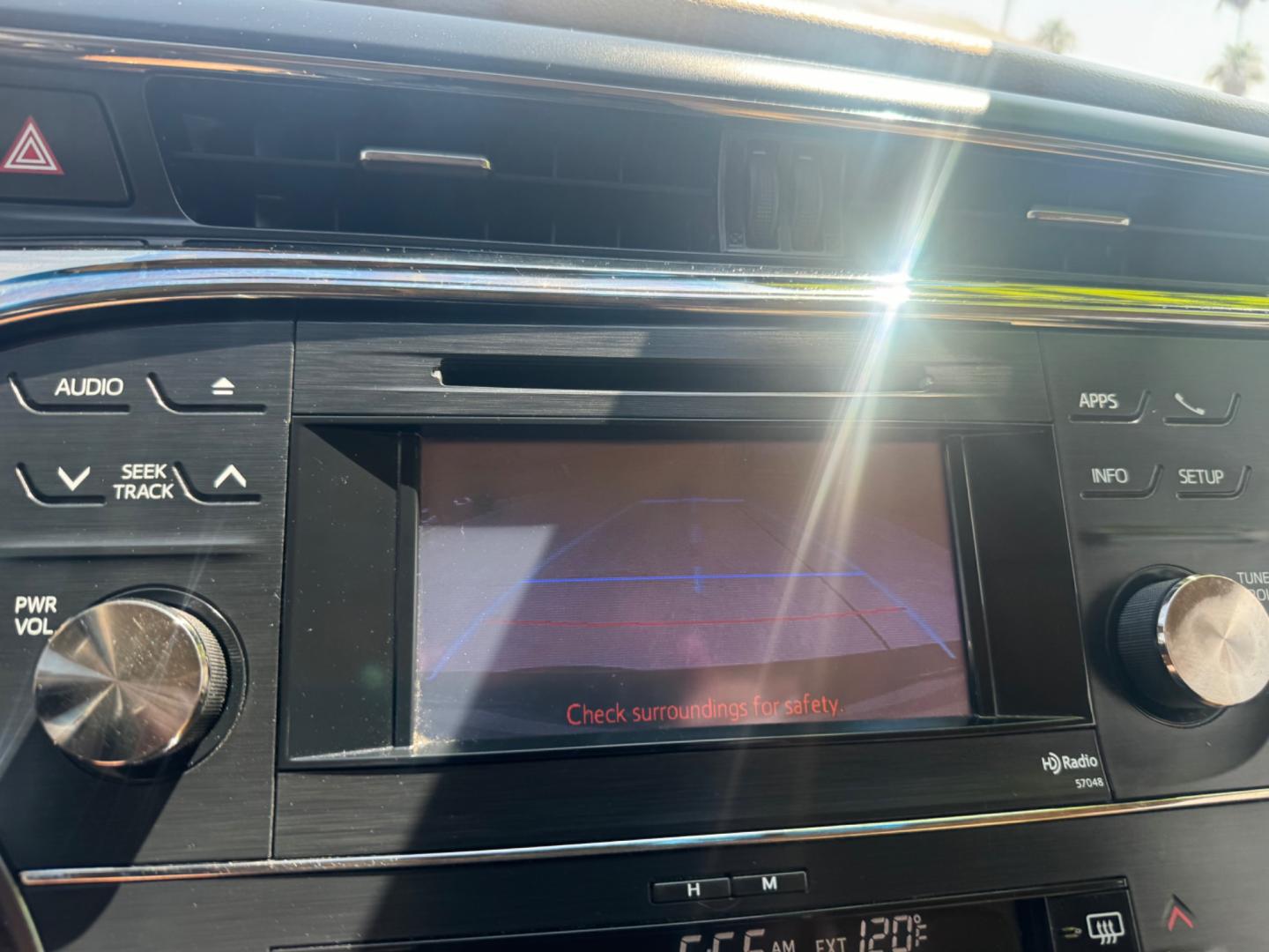 2013 Red Toyota Avalon (4T1BD1EB8DU) , located at 2190 Hwy 95, Bullhead City, AZ, 86442, (928) 704-0060, 0.000000, 0.000000 - 1 owner. immaculate. financing available on approved credit. . 2013 toyota Avalon Hybrid Premium XLE. free and clear title. on consignment. - Photo#13