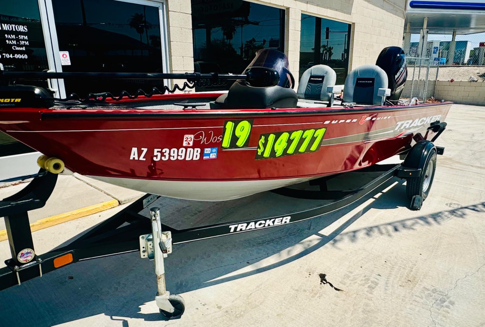 2019 Red , located at 2190 Hwy 95, Bullhead City, AZ, 86442, (928) 704-0060, 0.000000, 0.000000 - on consigment. This super clean 2019 Bass tracker V16 super guide fishing boat. Red in color. fish finder, trolling motor. 50 4 stroke mercury engine. 2 owners. super clean. - Photo#1