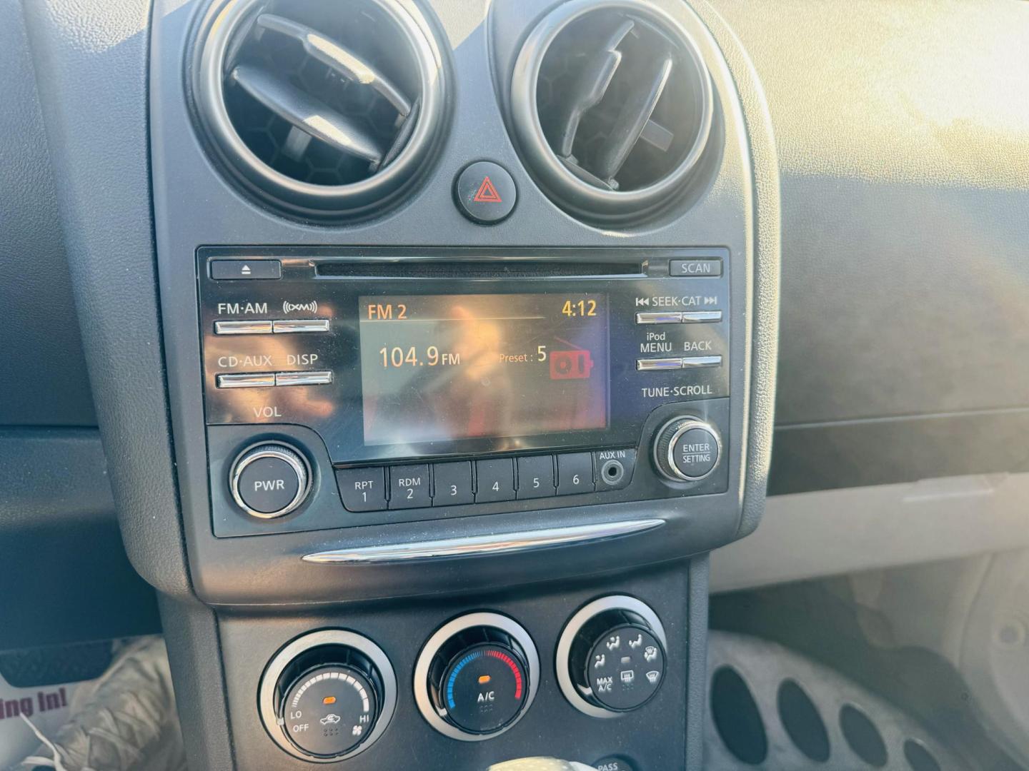 2014 Black Nissan Rogue S 2WD (JN8AS5MT7EW) with an 2.5L L4 DOHC 16V engine, Continuously Variable Transmission transmission, located at 2190 Hwy 95, Bullhead City, AZ, 86442, (928) 704-0060, 0.000000, 0.000000 - 2014 Nissan Rogue S. backup camera, bluetooth, satellite radio. completely serviced. Free carfax. Free warranty. In house financing available. Up to 33 miles per gallon. - Photo#7