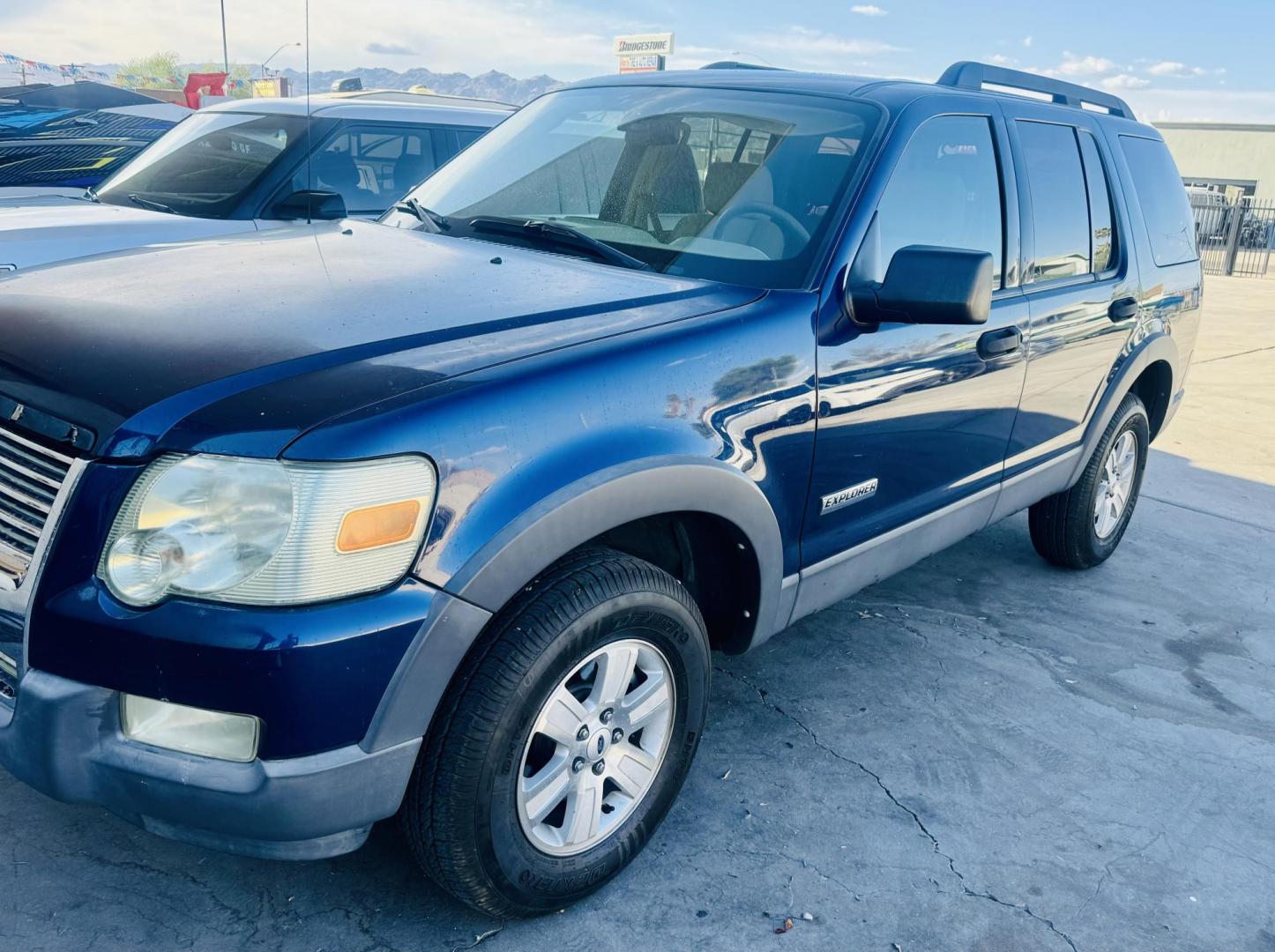 2006 blue Ford Explorer XLT 4.0L 2WD (1FMEU63E56U) with an 4.0L V6 SOHC 16V engine, 5-Speed Automatic Overdrive transmission, located at 2190 Hwy 95, Bullhead City, AZ, 86442, (928) 704-0060, 0.000000, 0.000000 - *1 owner, clean carfax. 3rd row seating. 60k original miles. - Photo#11