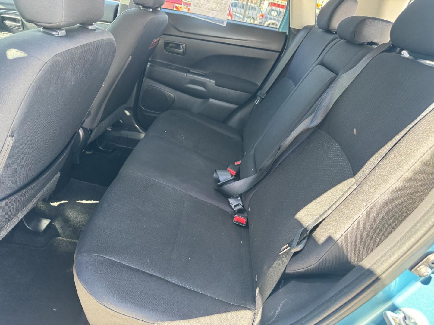 2014 blue Mitsubishi Outlander Sport ES AWC (4A4AR3AUXEE) with an 2.0L L4 DOHC 16V engine, Continuously Variable Transmission transmission, located at 2190 Hwy 95, Bullhead City, AZ, 86442, (928) 704-0060, 0.000000, 0.000000 - 2014 Mitsubishi Outlander sport. all wheel drive. free warranty. free carfax. completely serviced. IN house financing available. buy here pay here. we finance. - Photo#10