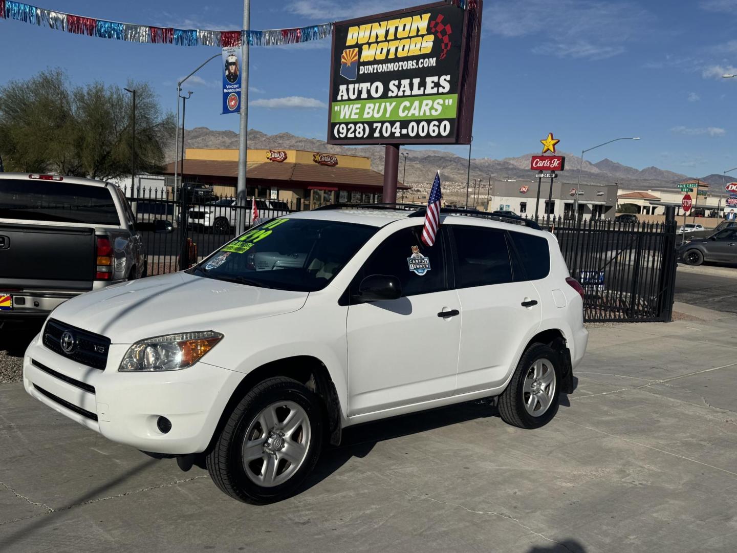 2007 Toyota RAV4 Base V6 2WD (JTMZK33V076) with an 3.5L V6 DOHC 24V engine, 5-Speed Automatic Overdrive transmission, located at 2190 Hwy 95, Bullhead City, AZ, 86442, (928) 704-0060, 0.000000, 0.000000 - *1 owner. - Photo#4