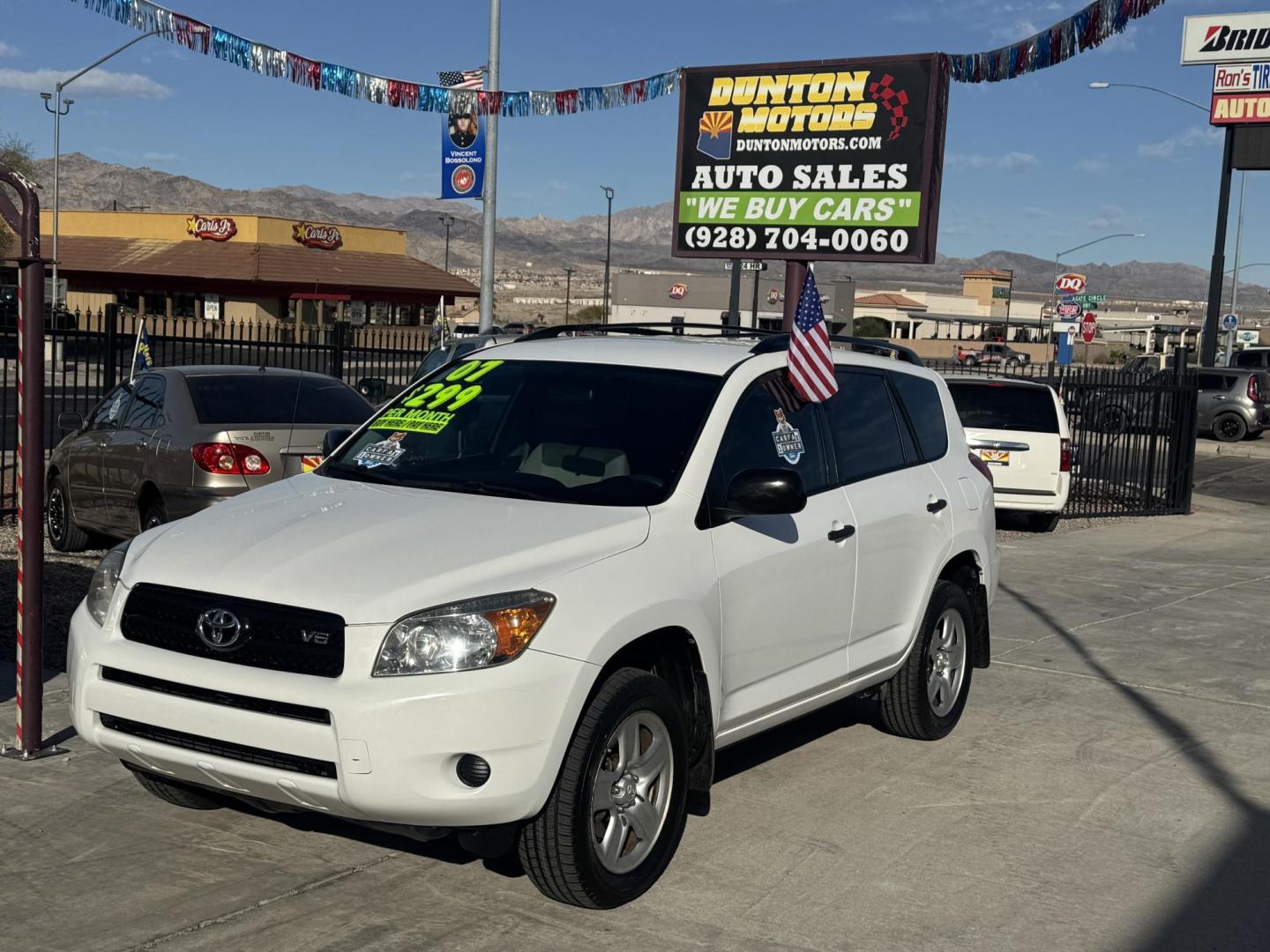 2007 Toyota RAV4 Base V6 2WD (JTMZK33V076) with an 3.5L V6 DOHC 24V engine, 5-Speed Automatic Overdrive transmission, located at 2190 Hwy 95, Bullhead City, AZ, 86442, (928) 704-0060, 0.000000, 0.000000 - *1 owner. - Photo#5