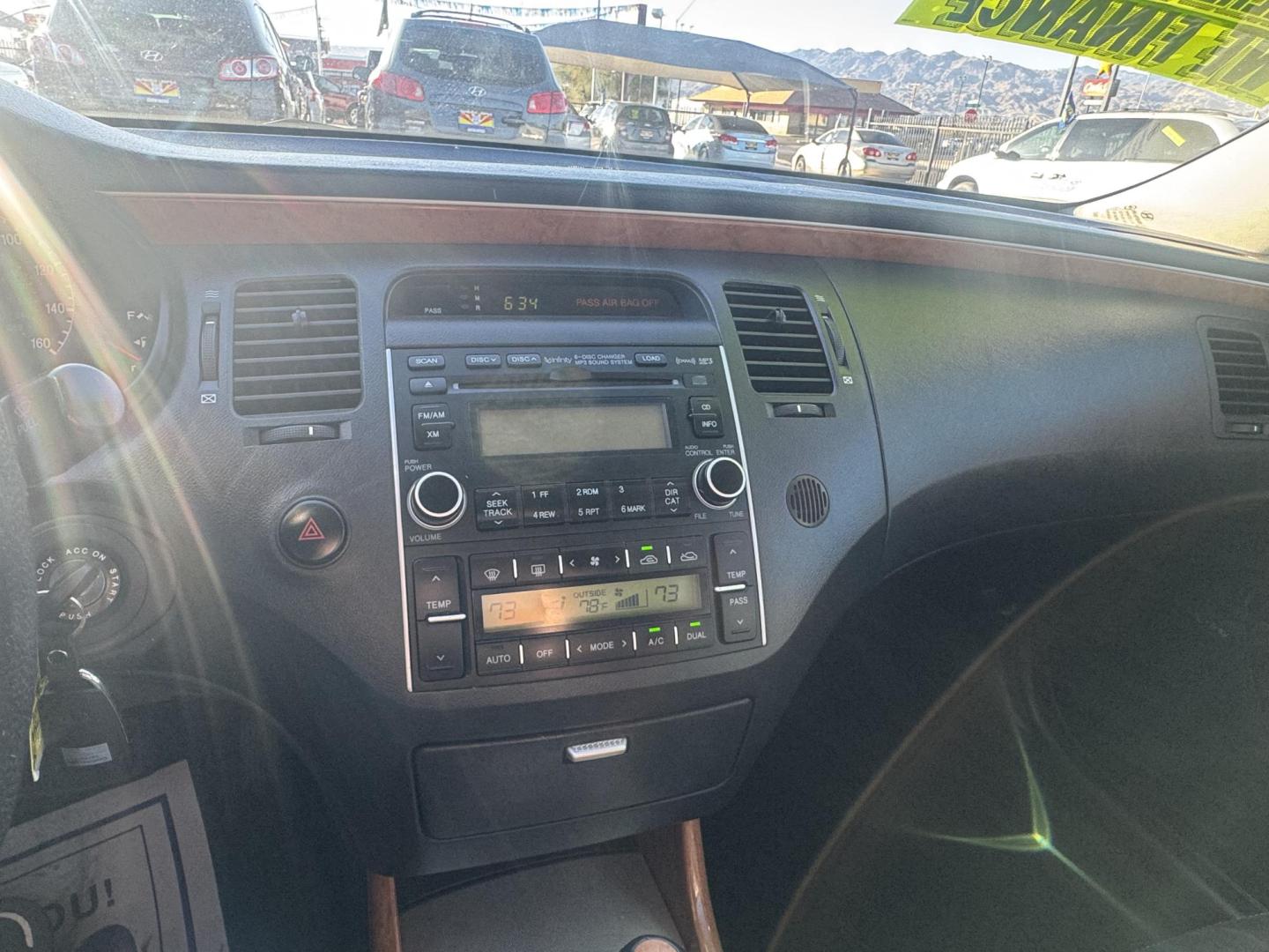 2008 Ming Blue Hyundai Azera Limited (KMHFC46F88A) with an 3.8L V6 DOHC 24V engine, 5-Speed Automatic Overdrive transmission, located at 2190 Hwy 95, Bullhead City, AZ, 86442, (928) 704-0060, 0.000000, 0.000000 - Photo#6
