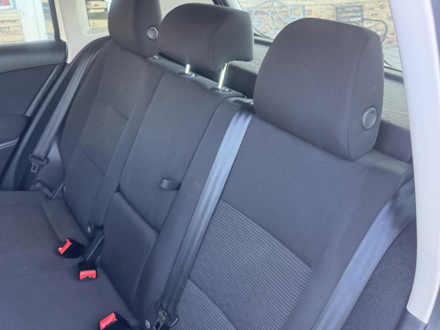 2015 Volkswagen Tiguan S (WVGAV7AX6FW) with an 2.0L L4 DOHC 16V TURBO engine, 6-Speed Automatic transmission, located at 2190 Hwy 95, Bullhead City, AZ, 86442, (928) 704-0060, 0.000000, 0.000000 - Photo#15