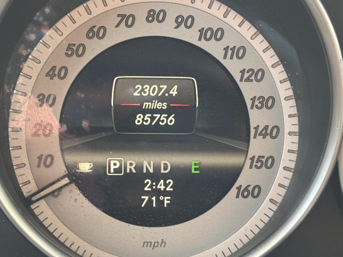2013 White /Tan Mercedes-Benz C-Class C250 Sport Sedan (WDDGF4HBXDR) with an 3.0L V6 DOHC 16V engine, 7-Speed Automatic transmission, located at 2190 Hwy 95, Bullhead City, AZ, 86442, (928) 704-0060, 0.000000, 0.000000 - 2013 Mercedes Benz C250. Only 82k miles . Custom stereo fresh window tint . , moonroof . Backup camera . Navigation. . Free warranty . Free CARFAX . In house financing - Photo#15