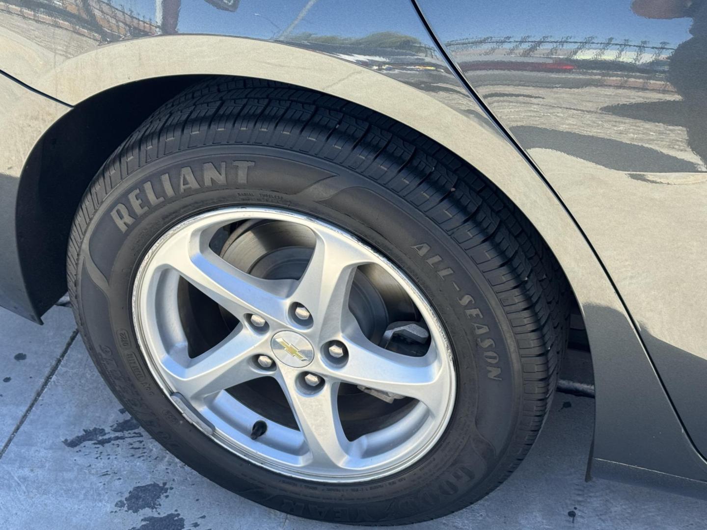 2018 blue Chevrolet Malibu LS (1G1ZB5ST2JF) with an 1.5L L4 DOHC 16V engine, 6A transmission, located at 2190 Hwy 95, Bullhead City, AZ, 86442, (928) 704-0060, 0.000000, 0.000000 - 2018 Malibu LA. 1 owner . Only 52k miles . We finance . Free warranty - Photo#24