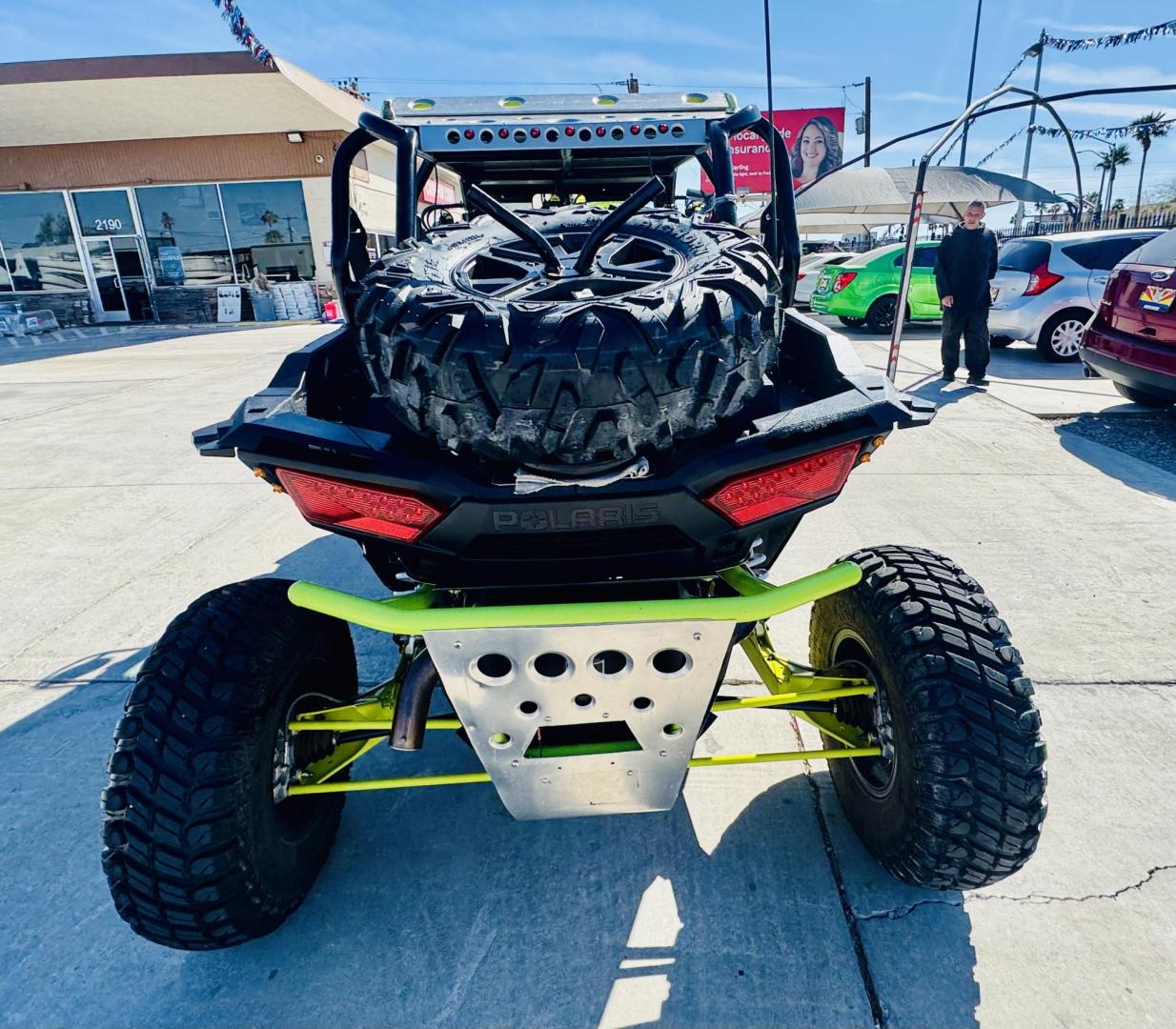 2017 White Polaris RZR XP 4 Turbo EPS - (3NSVFE99XHF) , located at 2190 Hwy 95, Bullhead City, AZ, 86442, (928) 704-0060, 0.000000, 0.000000 - Photo#5