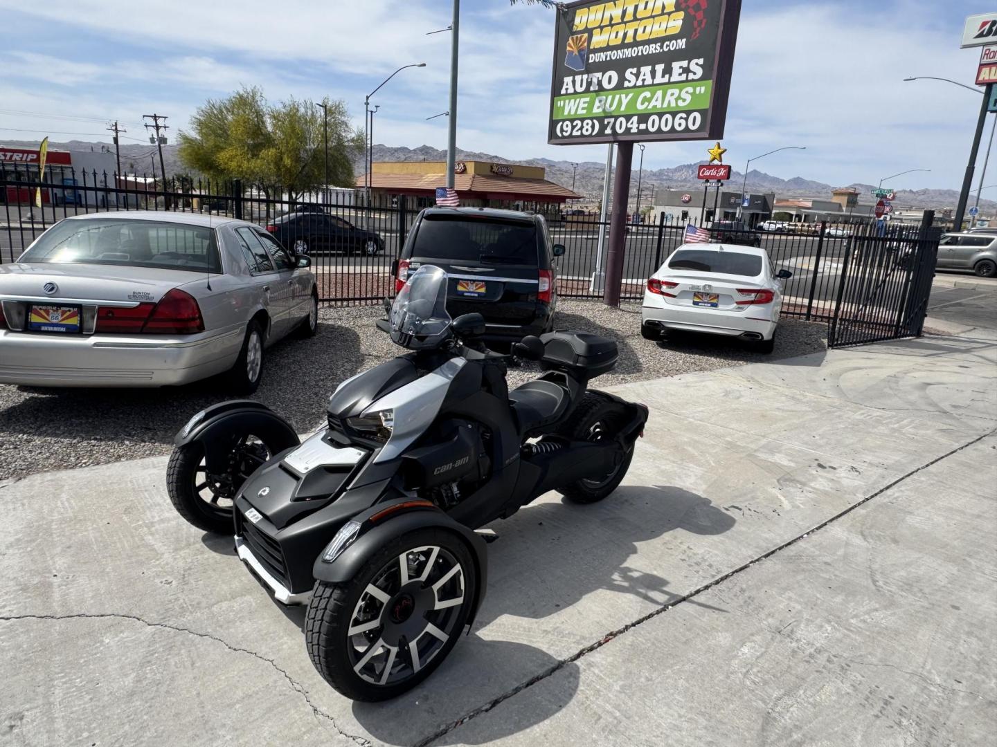2020 Black Can-Am Ryker Rally Edition - (3JB2GEG20LJ) , located at 2190 Hwy 95, Bullhead City, AZ, 86442, (928) 704-0060, 0.000000, 0.000000 - On consignment this super clean 1 owner 2020 Canam Ryker only 818 miles 900cc. Super clean lots of extras . Clear az title - Photo#9