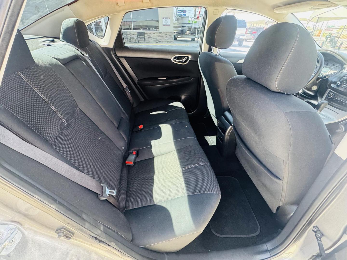 2015 grey Nissan Sentra S , located at 2190 Hwy 95, Bullhead City, AZ, 86442, (928) 704-0060, 0.000000, 0.000000 - 2015 Nissan Sentra S. completely serviced. New tires. In house financing . cold /ac free warranty. Buy Here Pay Here. - Photo#5