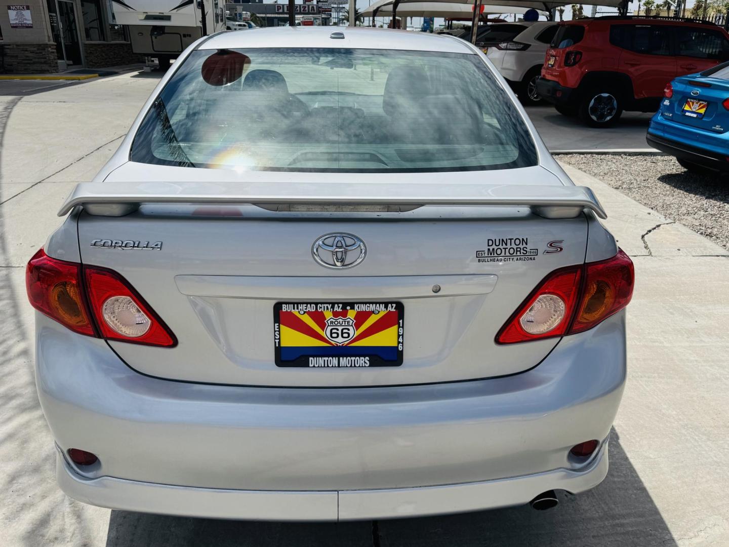 2009 Silver Toyota Corolla Base 4-Speed AT (1NXBU40E59Z) with an 1.8L L4 DOHC 16V engine, 4-Speed Automatic Overdrive transmission, located at 2190 Hwy 95, Bullhead City, AZ, 86442, (928) 704-0060, 0.000000, 0.000000 - 1 owner. 4 speed manual trans. lowered body kit. runs and drives great. free warranty. free carfax. *1 owner arizona car. great gas mileage. fun to drive. - Photo#5