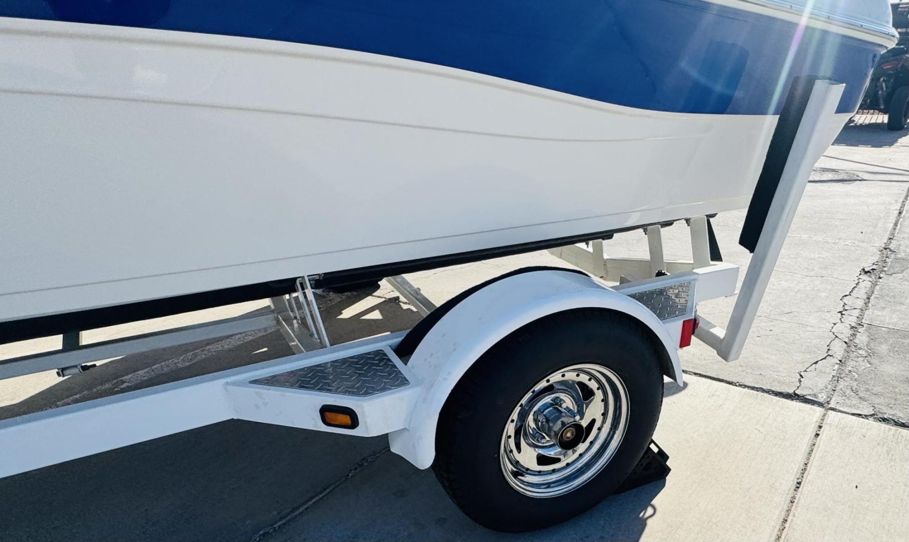 2007 White Ebbtide 180 SE , located at 2190 Hwy 95, Bullhead City, AZ, 86442, (928) 704-0060, 0.000000, 0.000000 - 2007 Ebbtide Boat 180. super clean . Only 160 hours. Bimini top. Full cover for boat. new battery recently serviced. free and clear title. ready for the lake. lots of extras. Mercury engine. clean clean - Photo#10
