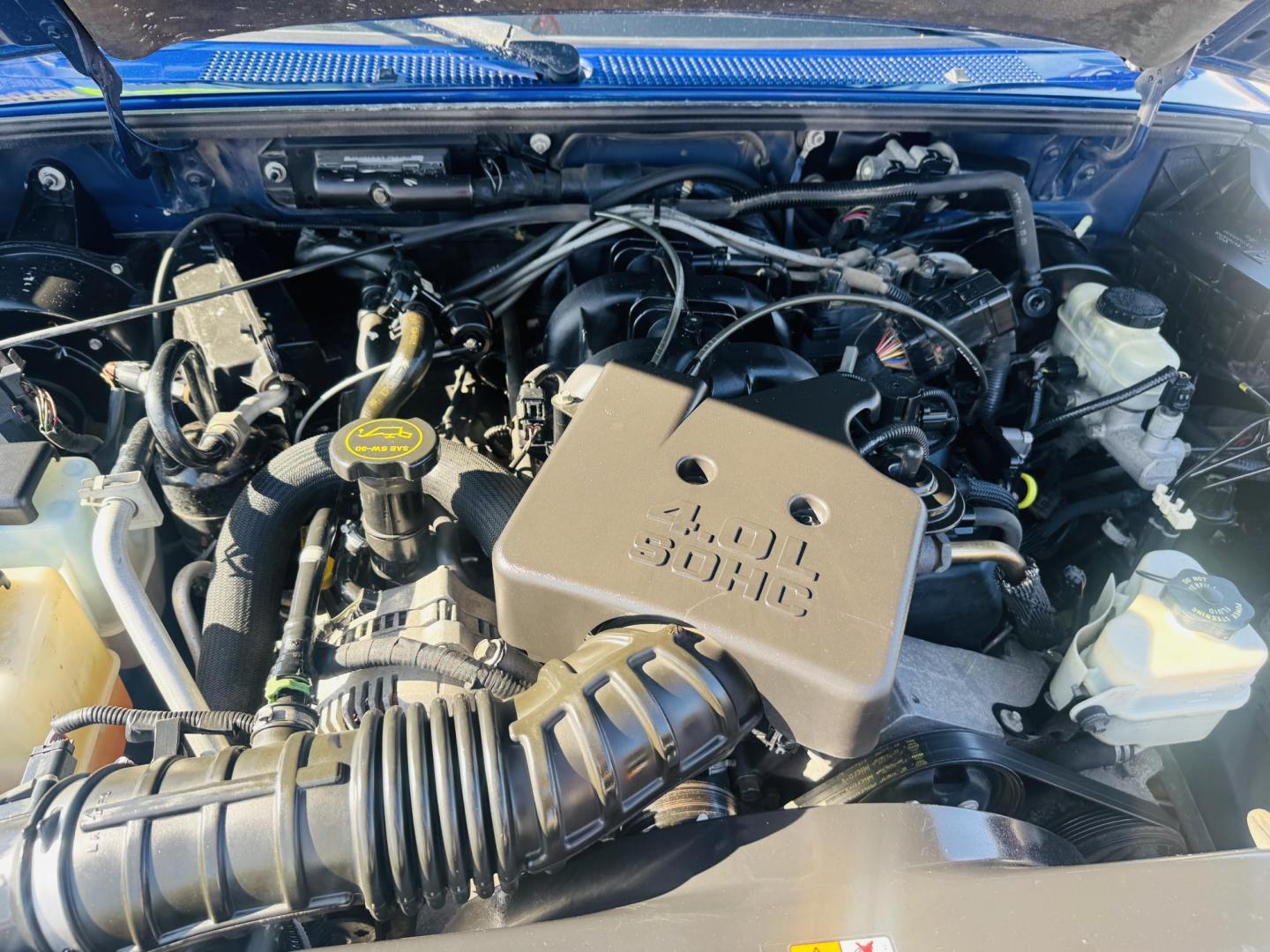 2006 Ming Blue /Grey Ford Ranger FX4 Level II SuperCab 4WD (1FTZR45E16P) with an 4.0L V6 SOHC 12V engine, located at 2190 Hwy 95, Bullhead City, AZ, 86442, (928) 704-0060, 0.000000, 0.000000 - 2006 ford ranger 4x4 . 4.0 engine automatic . Cold ac . In house financing . Buy here pay here , we finance . Free warranty - Photo#6