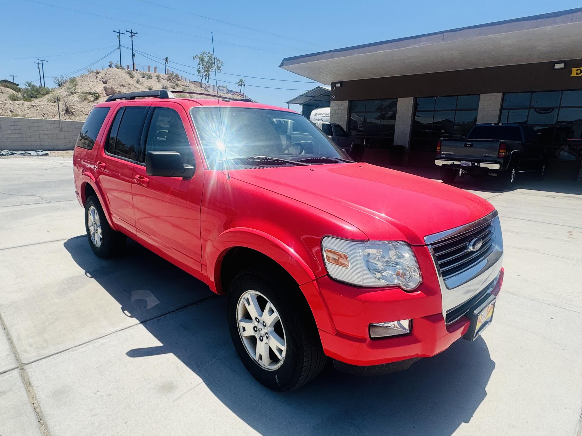 photo of 2009 Ford Explorer XLT 4.0L 4WD
