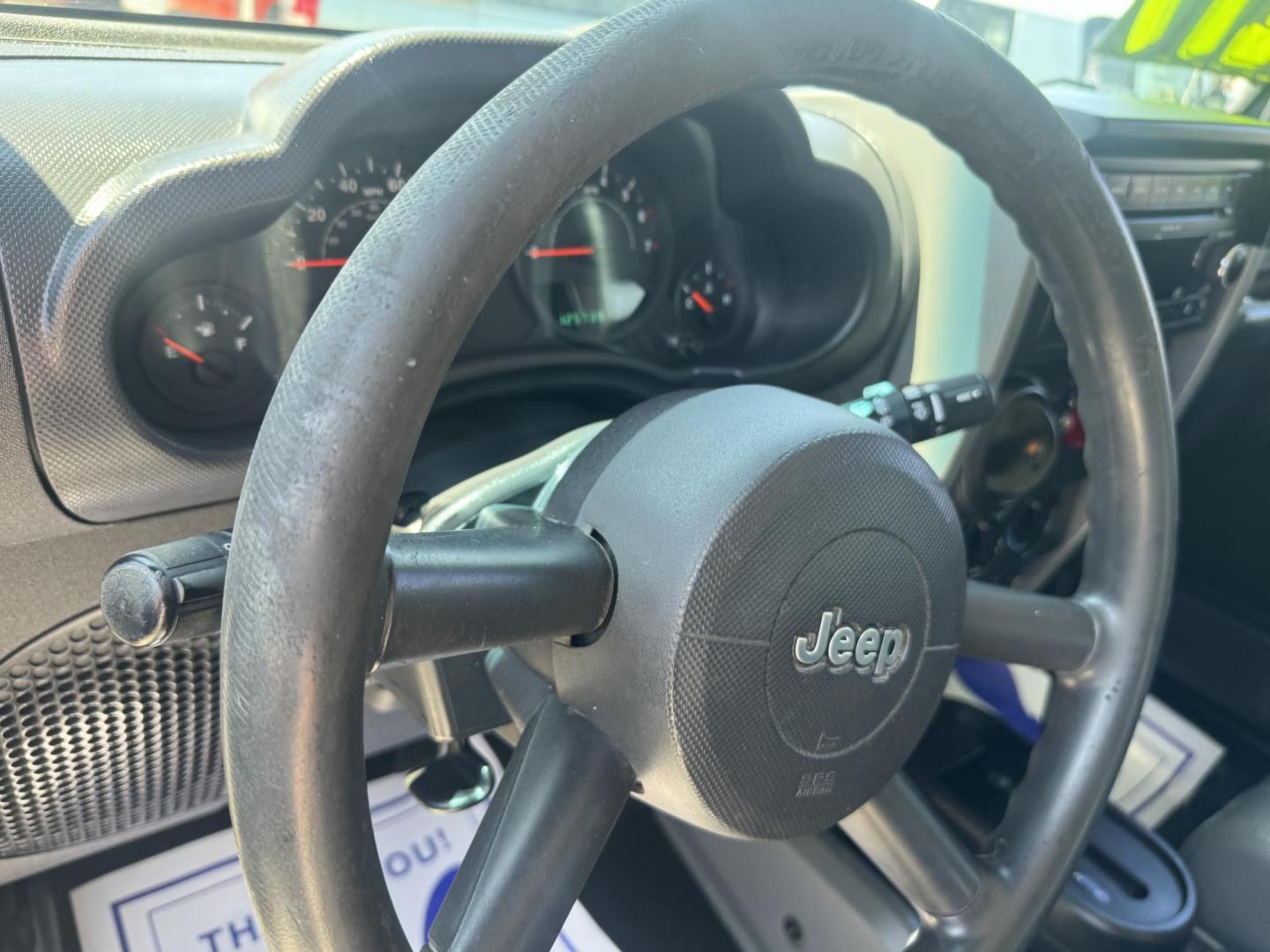 2009 Jeep Wrangler X (1J4FA24169L) with an 3.8L V6 OHV 12V engine, located at 2190 Hwy 95, Bullhead City, AZ, 86442, (928) 704-0060, 0.000000, 0.000000 - 3.8 v6 automatic. hard top. custom roof rack. Ice cold a/c. in house financing available. - Photo#10