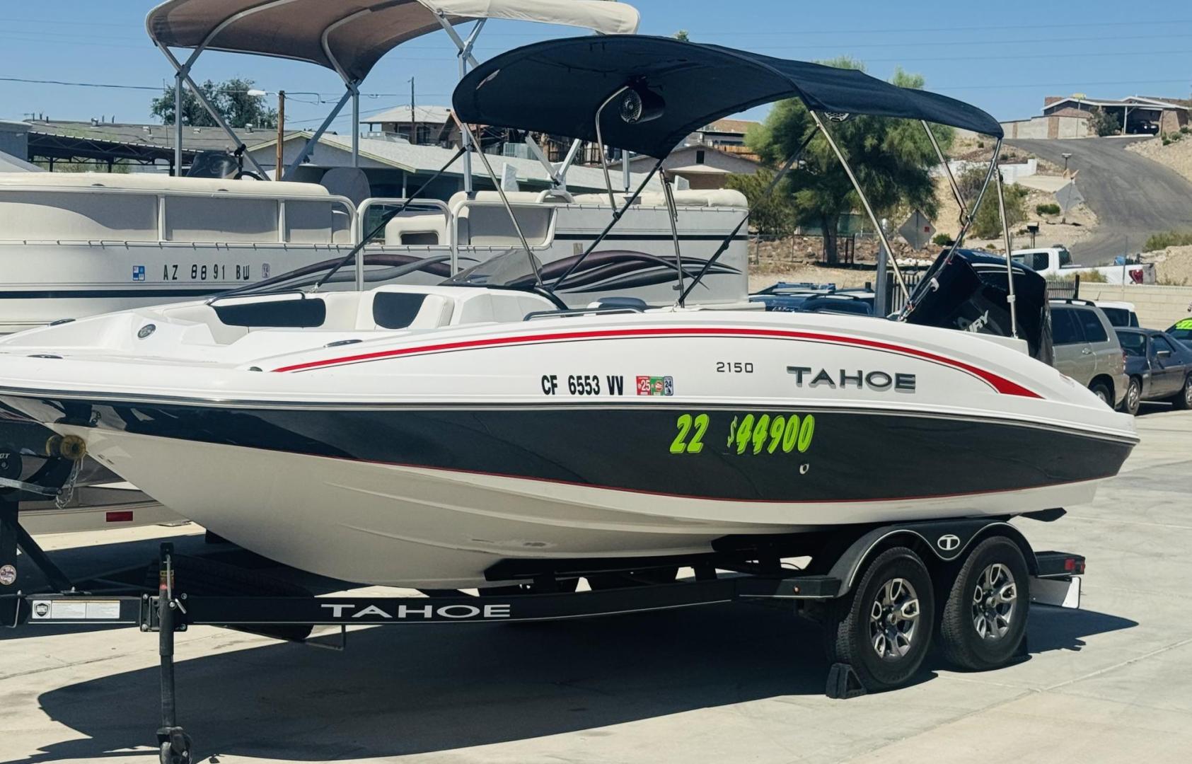 2022 White Tahoe 2150 , located at 2190 Hwy 95, Bullhead City, AZ, 86442, (928) 704-0060, 0.000000, 0.000000 - 1 owner 2022 Tahoe . Super clean custom stereo Bimini top full cover 38 hours . New tires . - Photo#1