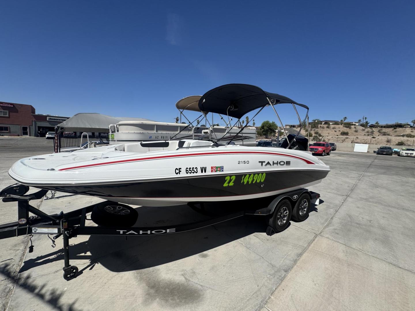 2022 White Tahoe 2150 , located at 2190 Hwy 95, Bullhead City, AZ, 86442, (928) 704-0060, 0.000000, 0.000000 - 1 owner 2022 Tahoe . Super clean custom stereo Bimini top full cover 38 hours . New tires . - Photo#6