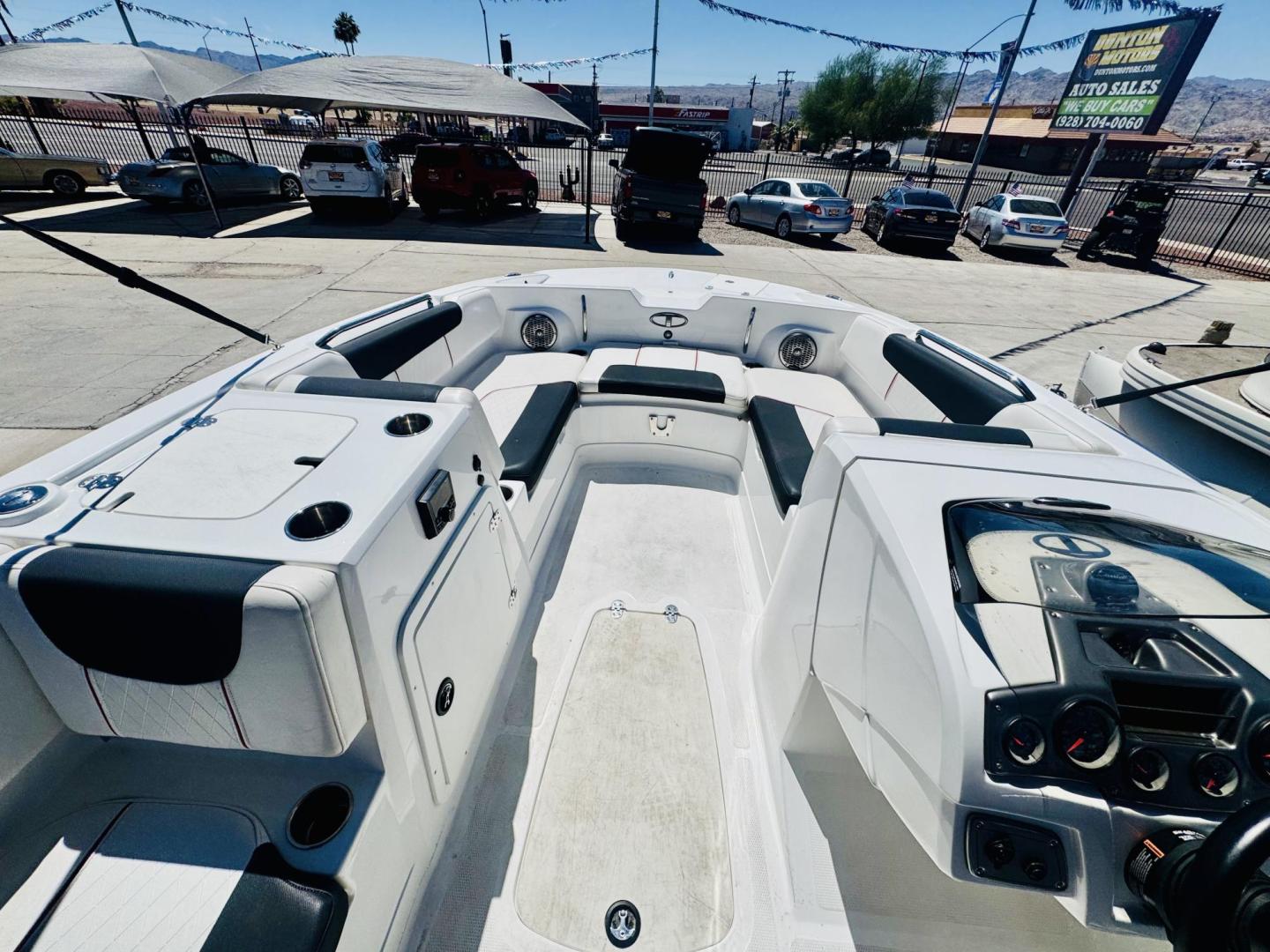 2022 White Tahoe 2150 , located at 2190 Hwy 95, Bullhead City, AZ, 86442, (928) 704-0060, 0.000000, 0.000000 - 1 owner 2022 Tahoe . Super clean custom stereo Bimini top full cover 38 hours . New tires . - Photo#22