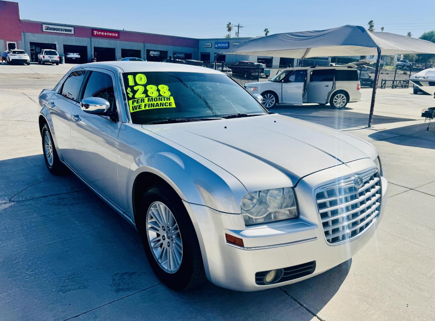 2010 Silver Chrysler 300 Touring plus , located at 2190 Hwy 95, Bullhead City, AZ, 86442, (928) 704-0060, 0.000000, 0.000000 - 2010 Chrysler 300 Touring plus. 3.5 V6. custom tinted windows. runs and drives great. Free warranty. Free carfax. We Finance. Buy Here Pay Here. 103k miles. - Photo#1