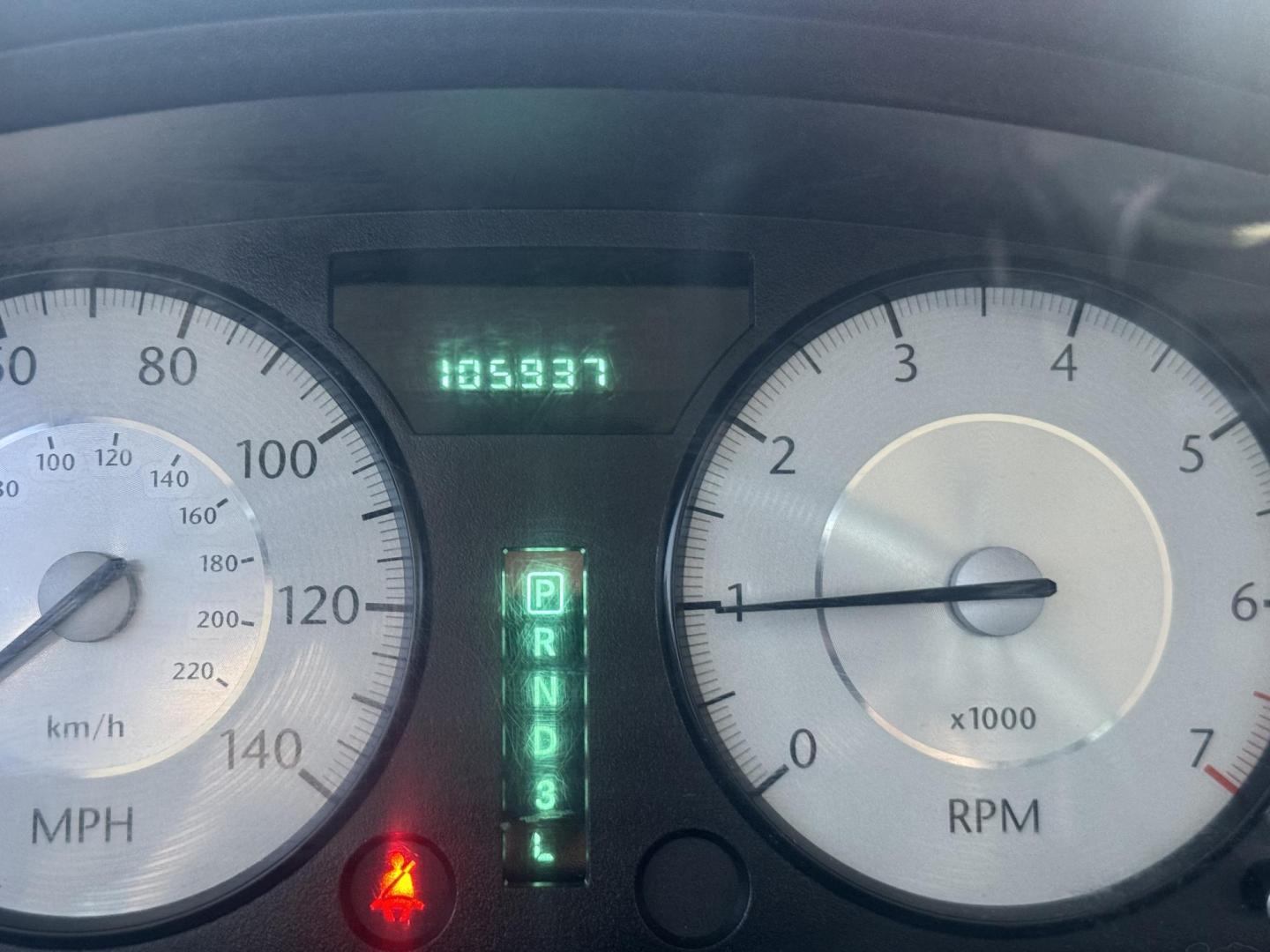 2010 Silver Chrysler 300 Touring plus , located at 2190 Hwy 95, Bullhead City, AZ, 86442, (928) 704-0060, 0.000000, 0.000000 - 2010 Chrysler 300 Touring plus. 3.5 V6. custom tinted windows. runs and drives great. Free warranty. Free carfax. We Finance. Buy Here Pay Here. 103k miles. - Photo#8