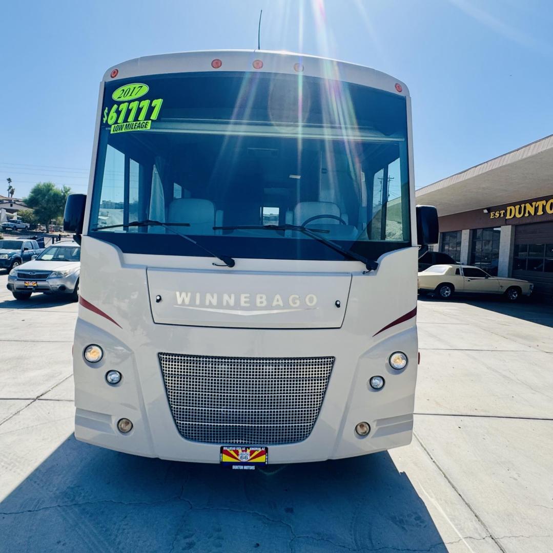 2017 light tan Ford vista 290 VE - (1F65F5DY7H0) with an 6.8L V10 SOHC 30V engine, located at 2190 Hwy 95, Bullhead City, AZ, 86442, (928) 704-0060, 0.000000, 0.000000 - 2017 Winnebago Vista 290 Ve. only 6k miles. 1 full wall slide out. generator. fully loaded. 30Ft in length. Large triton v10 engine on a ford f530 chassis. set up with tow package to tow your vehicle. outdoor kitchen and tv entertainment center. outdoor speakers, bluetooth. Self auto leveling packa - Photo#3