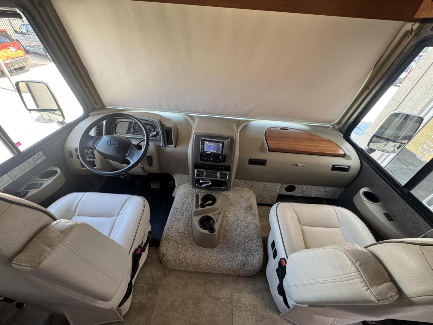 2017 light tan Ford vista 290 VE - (1F65F5DY7H0) with an 6.8L V10 SOHC 30V engine, located at 2190 Hwy 95, Bullhead City, AZ, 86442, (928) 704-0060, 0.000000, 0.000000 - 2017 Winnebago Vista 290 Ve. only 6k miles. 1 full wall slide out. generator. fully loaded. 30Ft in length. Large triton v10 engine on a ford f530 chassis. set up with tow package to tow your vehicle. outdoor kitchen and tv entertainment center. outdoor speakers, bluetooth. Self auto leveling packa - Photo#28