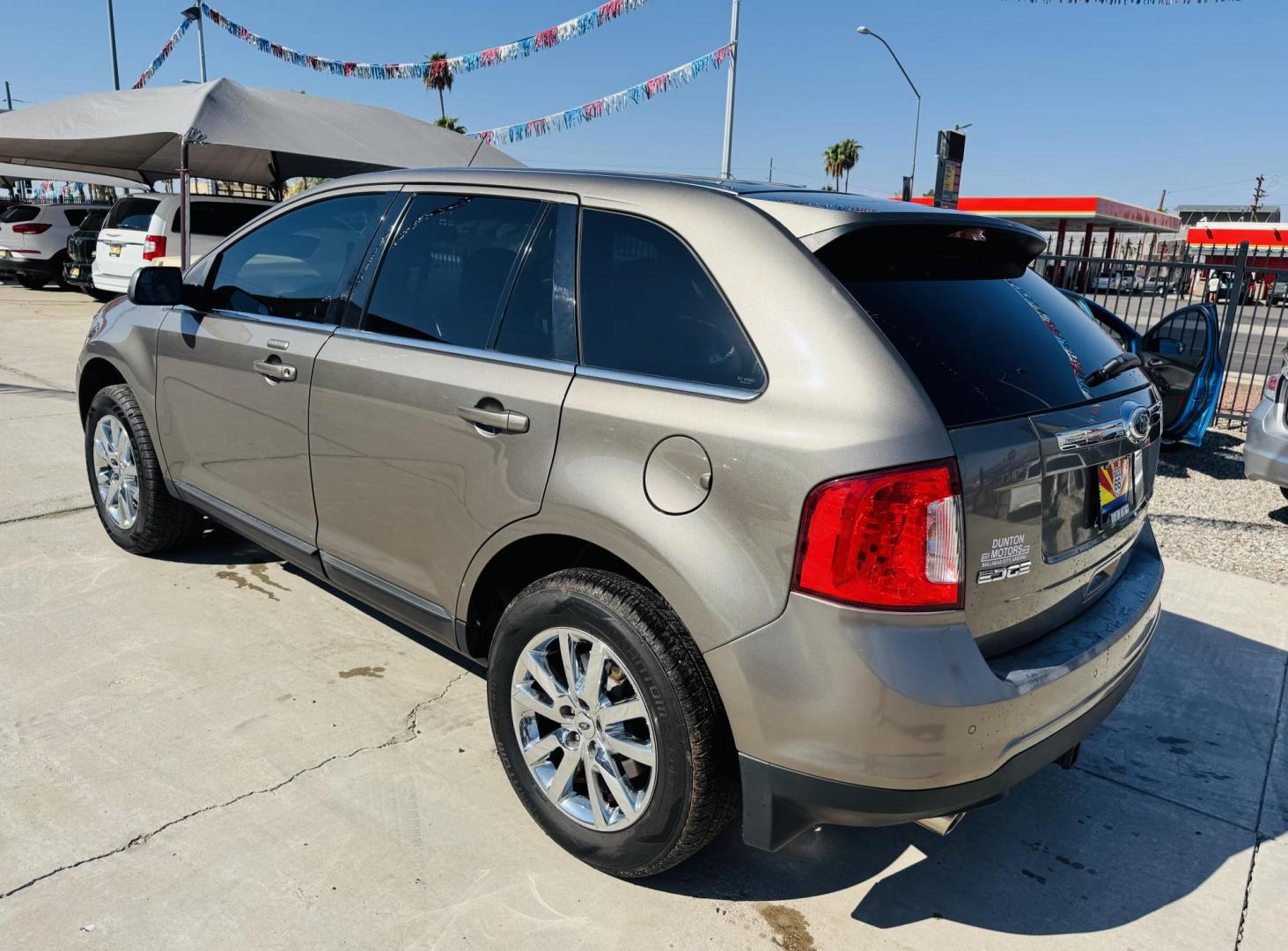 2013 Bronze Ford Edge Limited FWD (2FMDK3KC9DB) with an 3.5L V6 DOHC 24V engine, 6-Speed Automatic transmission, located at 2190 Hwy 95, Bullhead City, AZ, 86442, (928) 704-0060, 0.000000, 0.000000 - Photo#8
