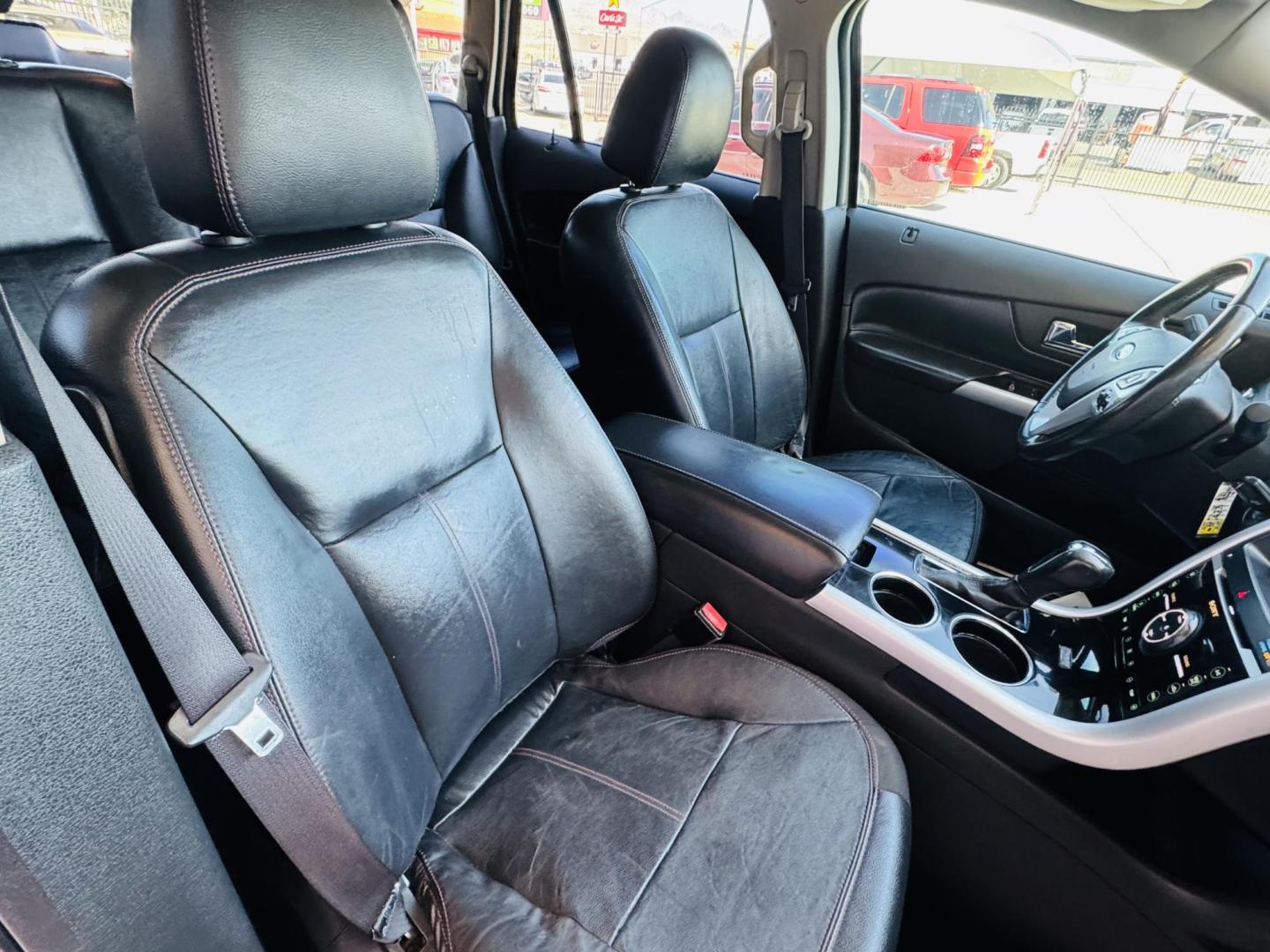 2013 Bronze Ford Edge Limited FWD (2FMDK3KC9DB) with an 3.5L V6 DOHC 24V engine, 6-Speed Automatic transmission, located at 2190 Hwy 95, Bullhead City, AZ, 86442, (928) 704-0060, 0.000000, 0.000000 - Photo#13