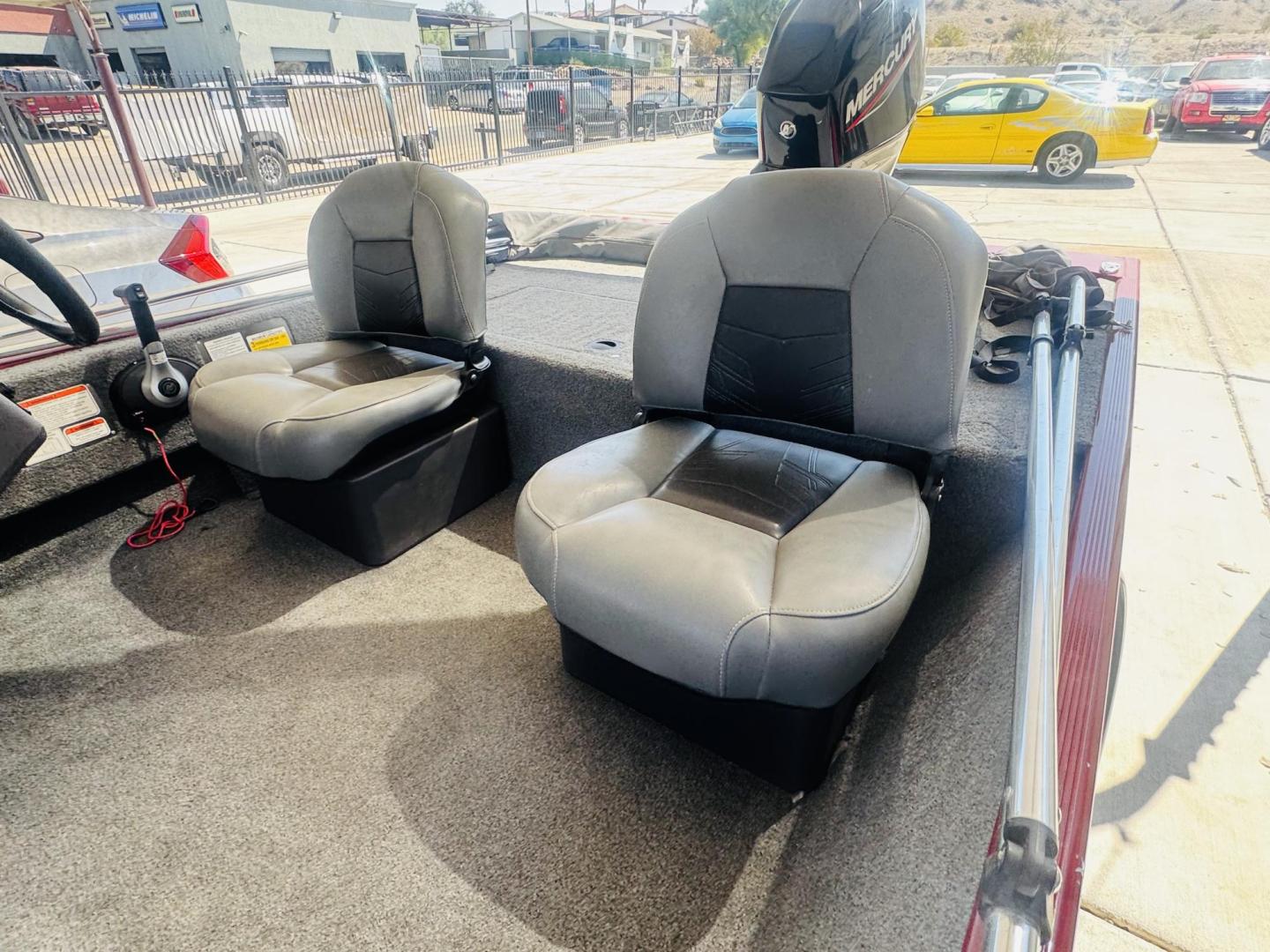 2022 Red Tracker Marine Bass tracker classic XL , located at 2190 Hwy 95, Bullhead City, AZ, 86442, (928) 704-0060, 0.000000, 0.000000 - On consignment. 2022 Bass tracker Classic XL. 16ft. 50 mercury 4 stroke engine. livewell . bimini top. pole holder. fish finder, trolling motor. Runs great. less than 50hours on it. Free and clear title. great running fishing boat with trailer. - Photo#17