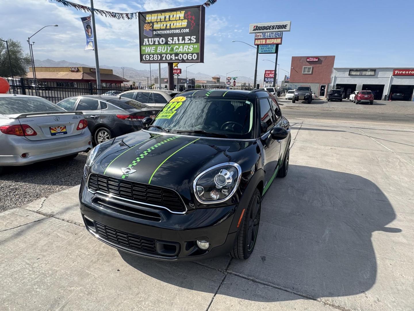 2013 Charcoal Mini Countryman S ALL4 (WMWZC5C57DW) with an 1.6L L4 DOHC 16V TURBO engine, located at 2190 Hwy 95, Bullhead City, AZ, 86442, (928) 704-0060, 0.000000, 0.000000 - 2013 mini cooper S all 4 edition. custom lime green interior trimmed racing seats. clean carfax. automatic, leather loaded. cool car lots of fun to drive. 63k miles - Photo#4