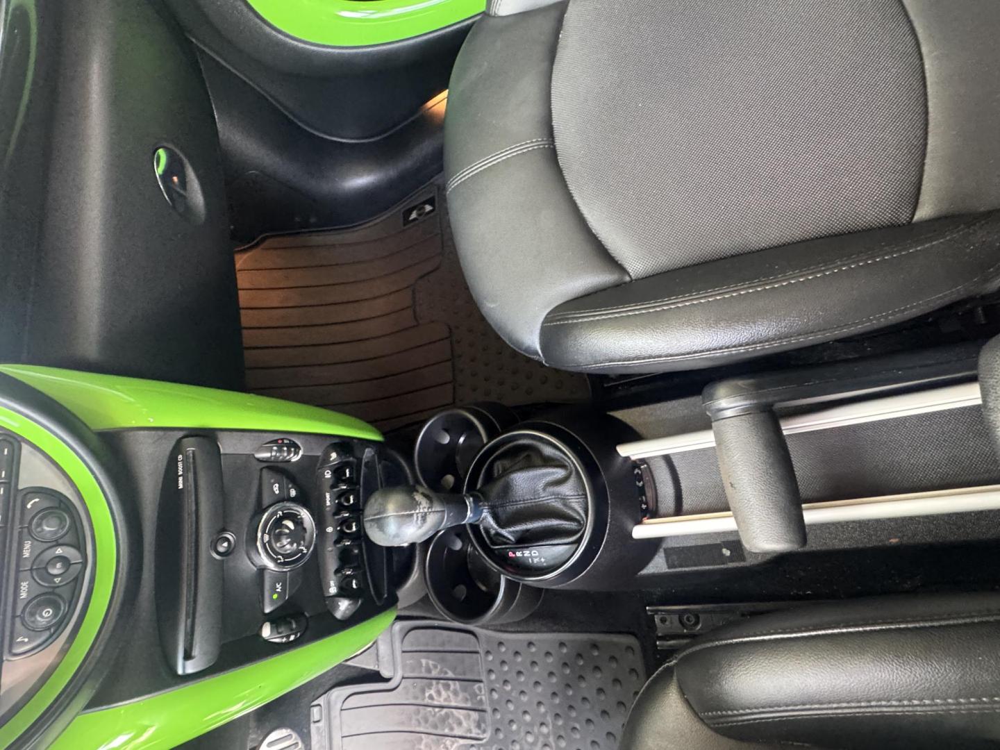 2013 Charcoal Mini Countryman S ALL4 (WMWZC5C57DW) with an 1.6L L4 DOHC 16V TURBO engine, located at 2190 Hwy 95, Bullhead City, AZ, 86442, (928) 704-0060, 0.000000, 0.000000 - 2013 mini cooper S all 4 edition. custom lime green interior trimmed racing seats. clean carfax. automatic, leather loaded. cool car lots of fun to drive. 63k miles - Photo#13