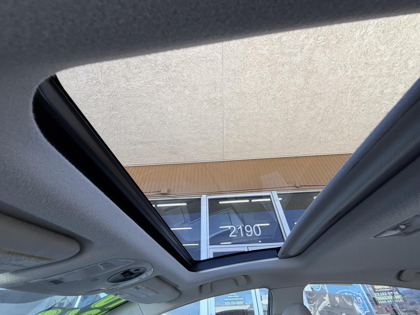 2010 White Toyota Prius Prius II (JTDKN3DU7A0) with an 1.8L L4 DOHC 16V engine, Continuously Variable Transmisson transmission, located at 2190 Hwy 95, Bullhead City, AZ, 86442, (928) 704-0060, 0.000000, 0.000000 - 1 owner. super clean. free carfax. free warranty. over 45 MPG. - Photo#11