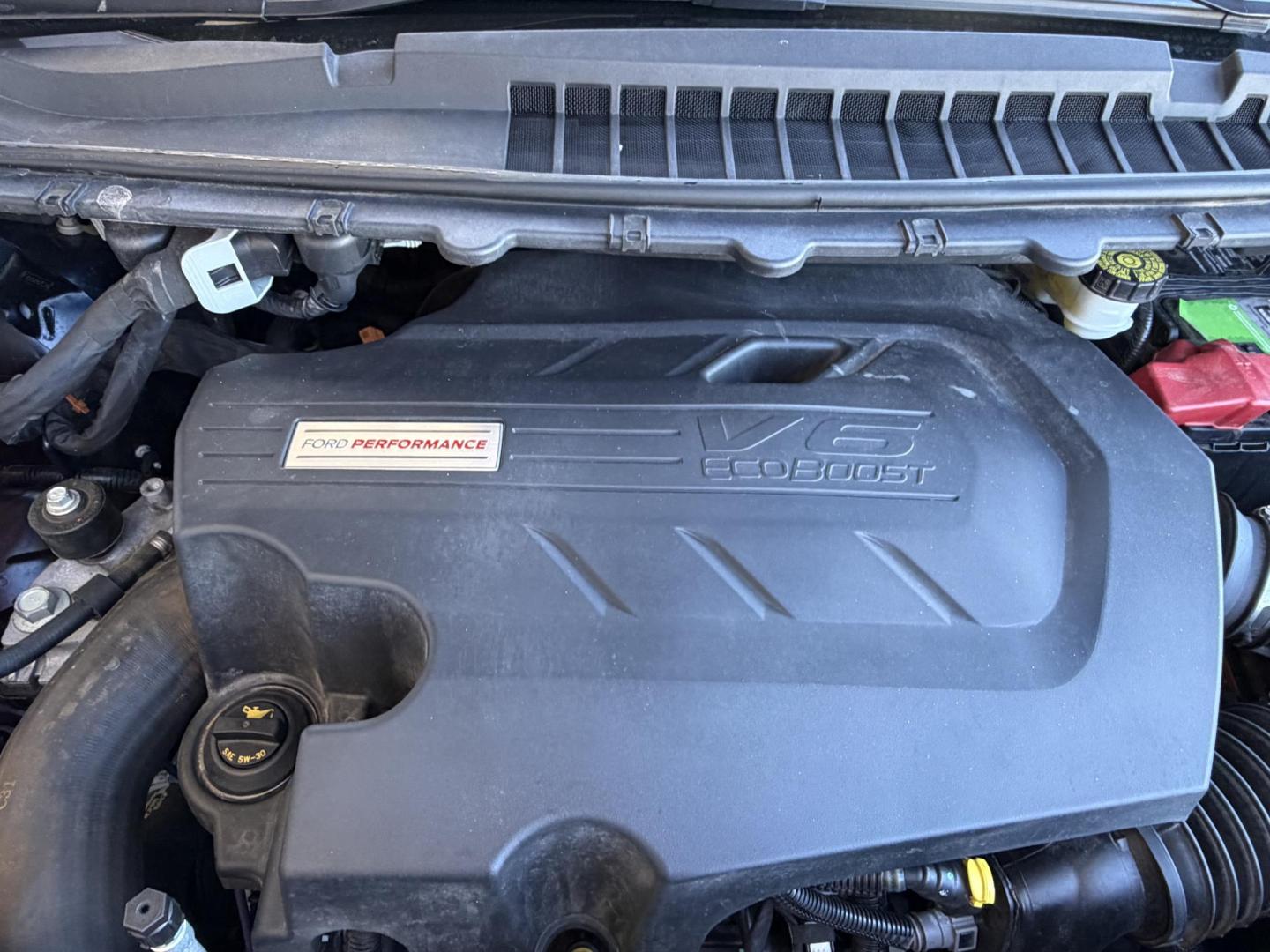 2019 Blue metallic /black Ford Edge Sport AWD (2FMPK4AP2KB) with an 2.7L V6 DOCH 24V engine, 6A transmission, located at 2190 Hwy 95, Bullhead City, AZ, 86442, (928) 704-0060, 0.000000, 0.000000 - 2019 Ford Edge. All wheel drive. 1 owner. only 74k miles. Elderly owned. Fully loaded. leather, moonroof, heater and cooled seats. backup camera, free carfax, free warranty. custom front sports bra , seat covers, dash matt. this customer took excellent care of this super clean great running SUV. own - Photo#24