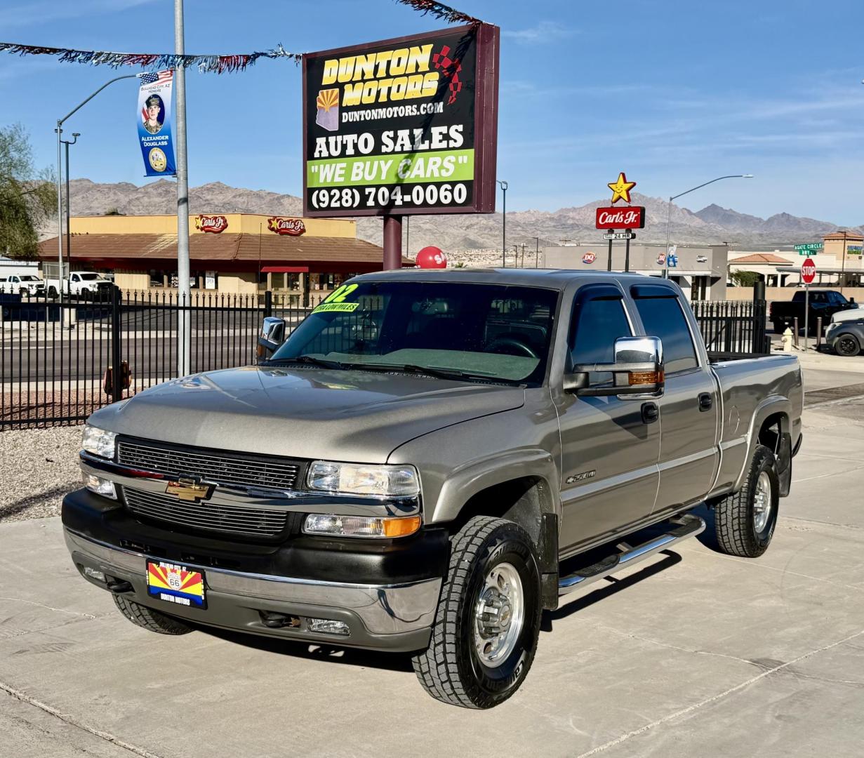 2002 Charcoal /grey Chevrolet Silverado 2500HD Crew Cab Long Bed 4WD (1GCHK23U92F) with an 6.0L V8 OHV 16V engine, located at 2190 Hwy 95, Bullhead City, AZ, 86442, (928) 704-0060, 0.000000, 0.000000 - 2002 Chevrolet Silverado crew cab short bed 4x4. Brand new tires . completelyt serviced. power windows, locks, tilt cruise. bedliner. tow package. 2500 series 6.0 engine. free and clear arizona title. Only at Dunton Motors. Financing available on approved credit. - Photo#0