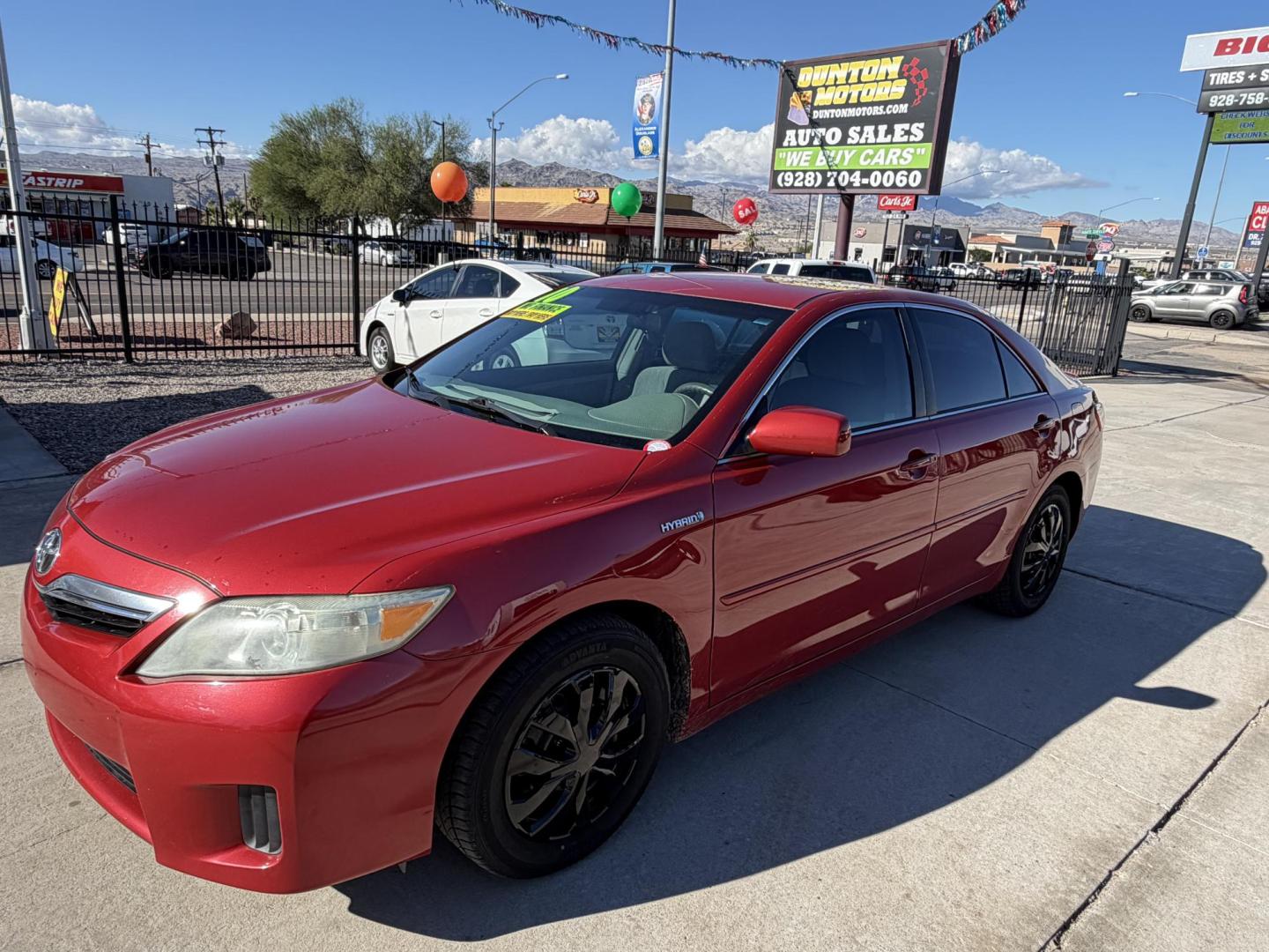 2010 Red /grey Toyota Camry Hybrid Sedan (4T1BB3EK9AU) with an 2.4L L4 DOHC 16V HYBRID engine, located at 2190 Hwy 95, Bullhead City, AZ, 86442, (928) 704-0060, 0.000000, 0.000000 - Photo#17