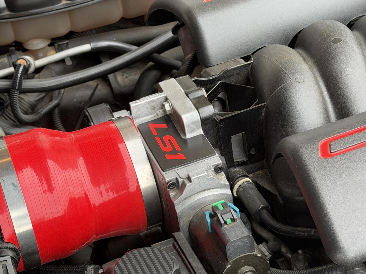 2000 Red /black Chevrolet Corvette Coupe (1G1YY22G5Y5) with an 5.7L V8 OHV 16V engine, located at 2190 Hwy 95, Bullhead City, AZ, 86442, (928) 704-0060, 0.000000, 0.000000 - super super super clean. 2000 Chevrolet Corvette. 2000 automatic. coupe. lots of extras, custom exhaust. 12 disc cd changer, corvette custom cover. Always garaged. custom calipers painted to match. Arizona title. On consignment. - Photo#8