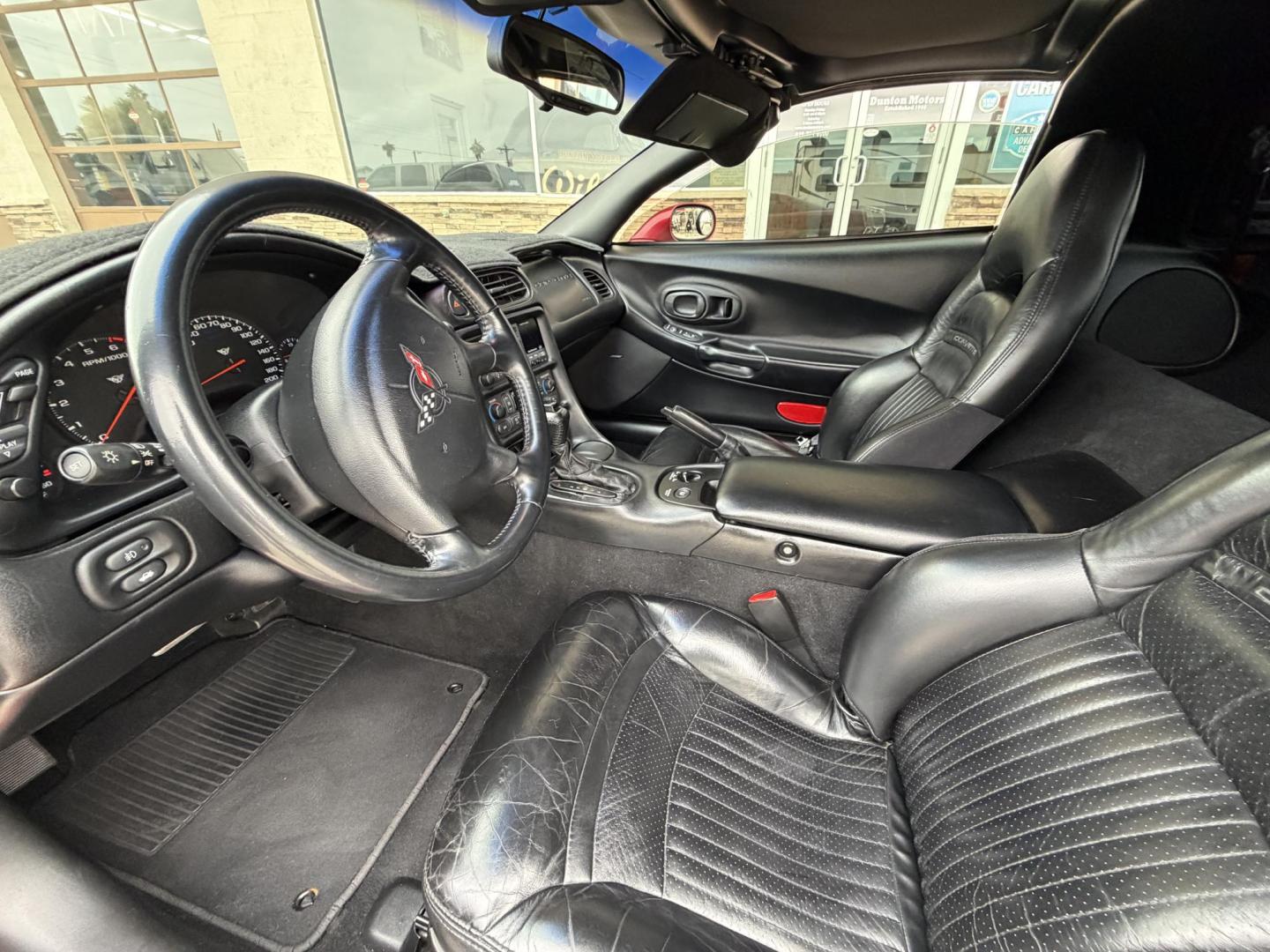 2000 Red /black Chevrolet Corvette Coupe (1G1YY22G5Y5) with an 5.7L V8 OHV 16V engine, located at 2190 Hwy 95, Bullhead City, AZ, 86442, (928) 704-0060, 0.000000, 0.000000 - super super super clean. 2000 Chevrolet Corvette. 2000 automatic. coupe. lots of extras, custom exhaust. 12 disc cd changer, corvette custom cover. Always garaged. custom calipers painted to match. Arizona title. On consignment. - Photo#16