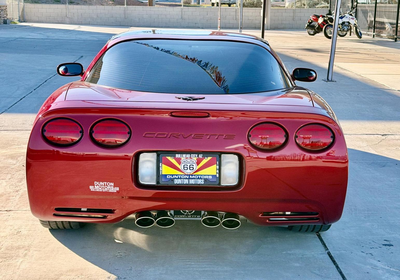 2000 Red /black Chevrolet Corvette Coupe (1G1YY22G5Y5) with an 5.7L V8 OHV 16V engine, located at 2190 Hwy 95, Bullhead City, AZ, 86442, (928) 704-0060, 0.000000, 0.000000 - super super super clean. 2000 Chevrolet Corvette. 2000 automatic. coupe. lots of extras, custom exhaust. 12 disc cd changer, corvette custom cover. Always garaged. custom calipers painted to match. Arizona title. On consignment. - Photo#22