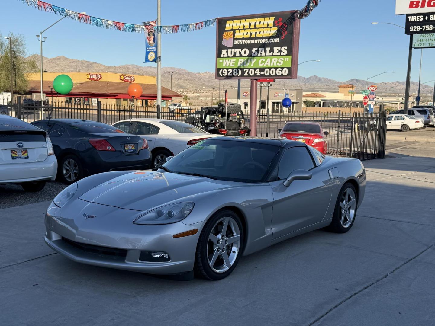 2006 Silver /black Chevrolet Corvette Coupe (1G1YY26U465) with an 6.0L V8 OHV 16V engine, located at 2190 Hwy 95, Bullhead City, AZ, 86442, (928) 704-0060, 0.000000, 0.000000 - on consignment . free and clear Arizona title. super clean . clean carfax. Only 48k miles. automatic trans. glass panel top. 2006 corvette coupe - Photo#4