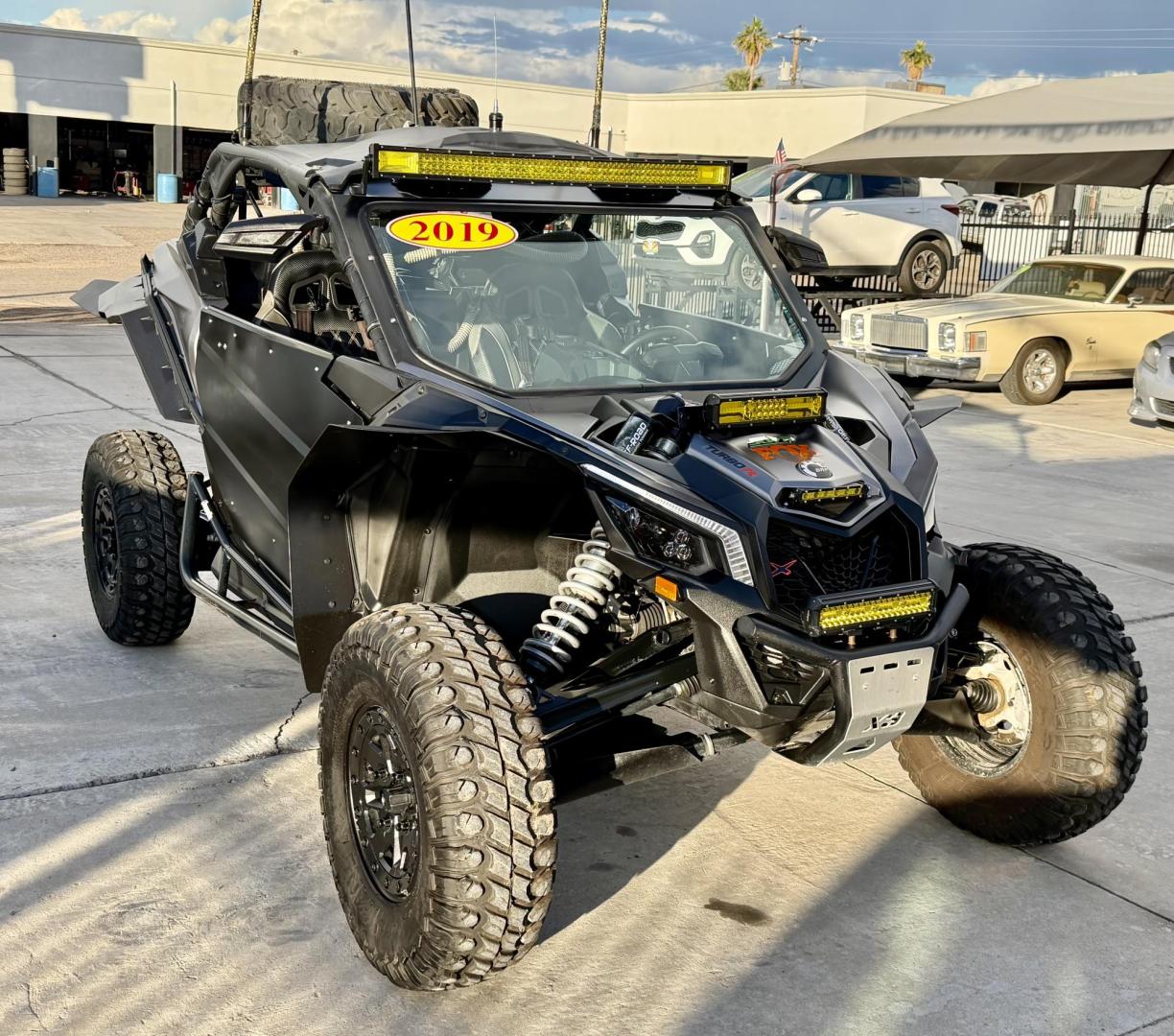 2019 Black Can-Am Maverick X3 X RS Turbo R - (3JBVXAW40KK) , located at 2190 Hwy 95, Bullhead City, AZ, 86442, (928) 704-0060, 0.000000, 0.000000 - 2019 Can Am Maverick x3 turbo R. 3200 miles. ruged radio cab and driver passenger communicaitions, g force helmets included, speakers. mts shocks, amber light bars, mud guards, aces racing oversized seats. light whips, full doors. trailer also available if interested. - Photo#0